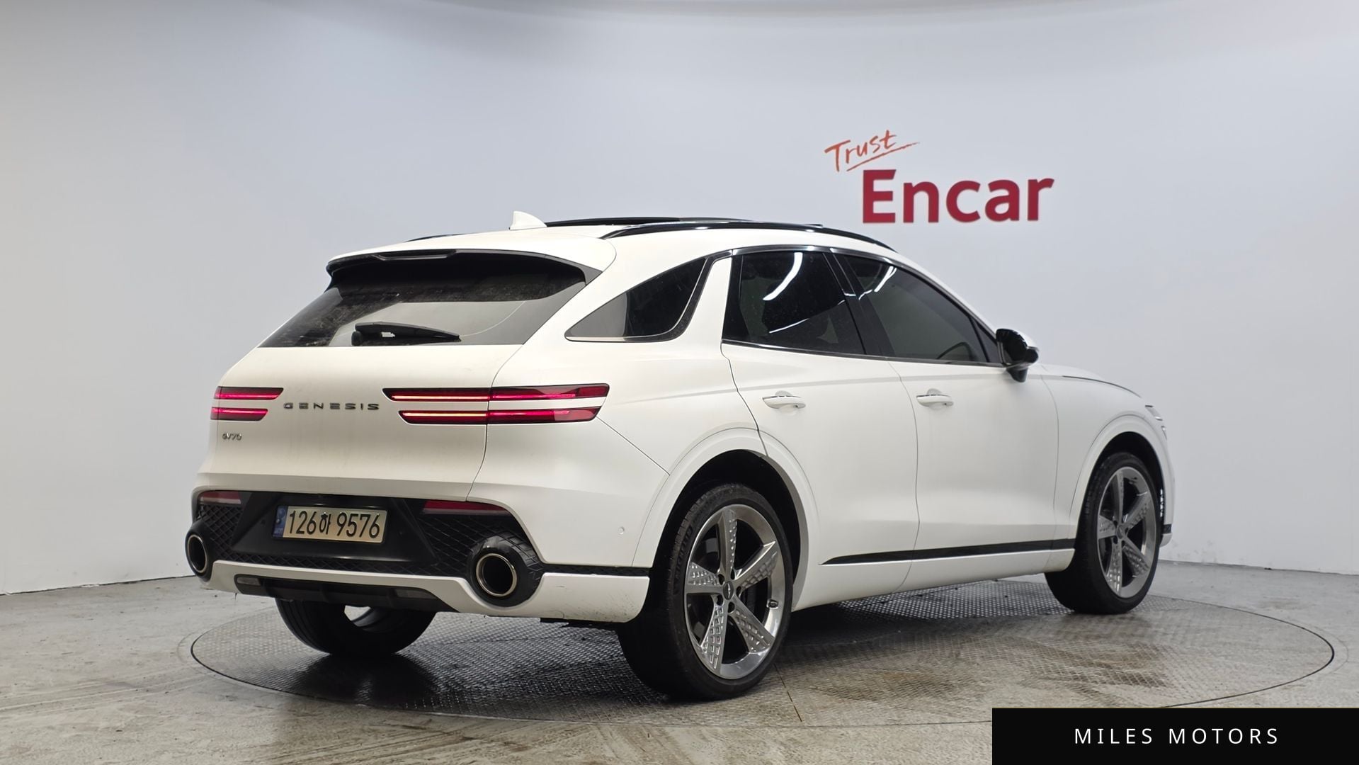 Genesis GV70 2023 — миниатюра 2