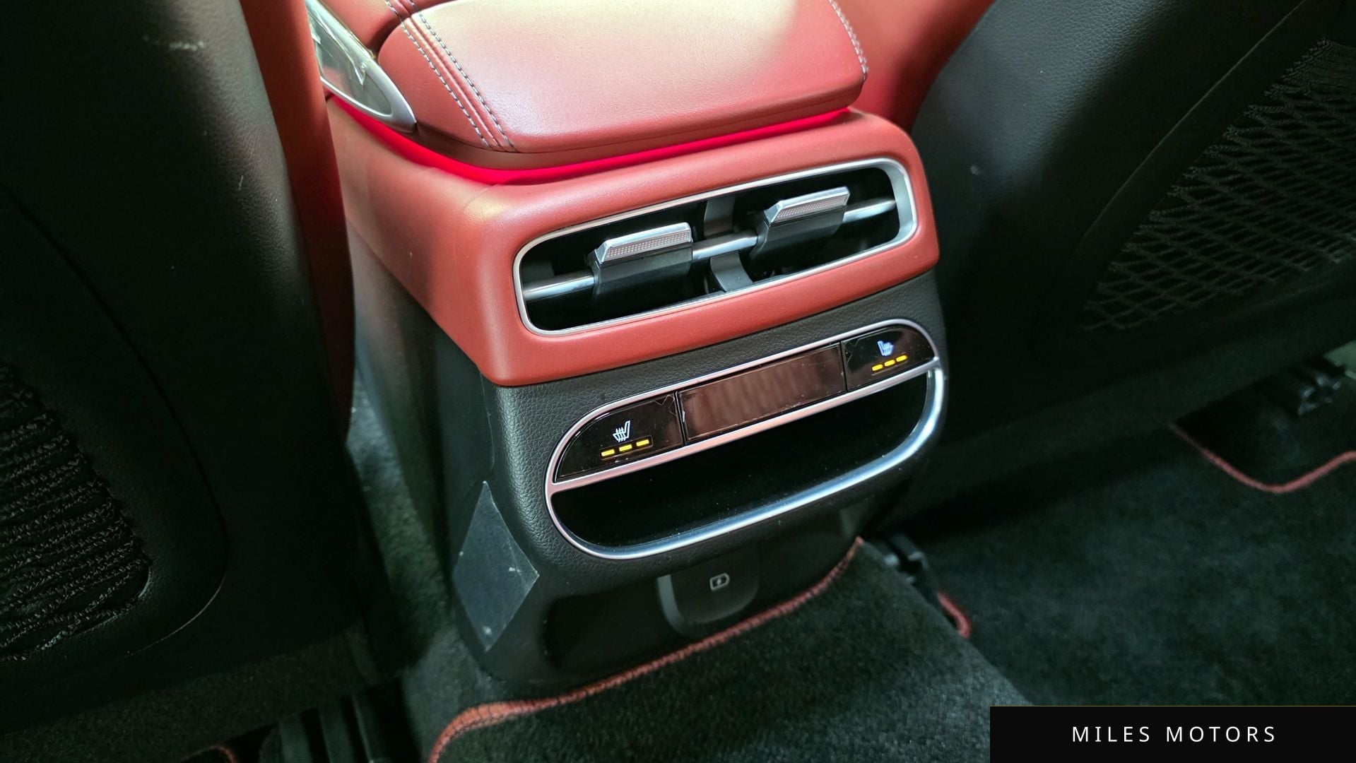 Genesis GV70 2023 — миниатюра 17