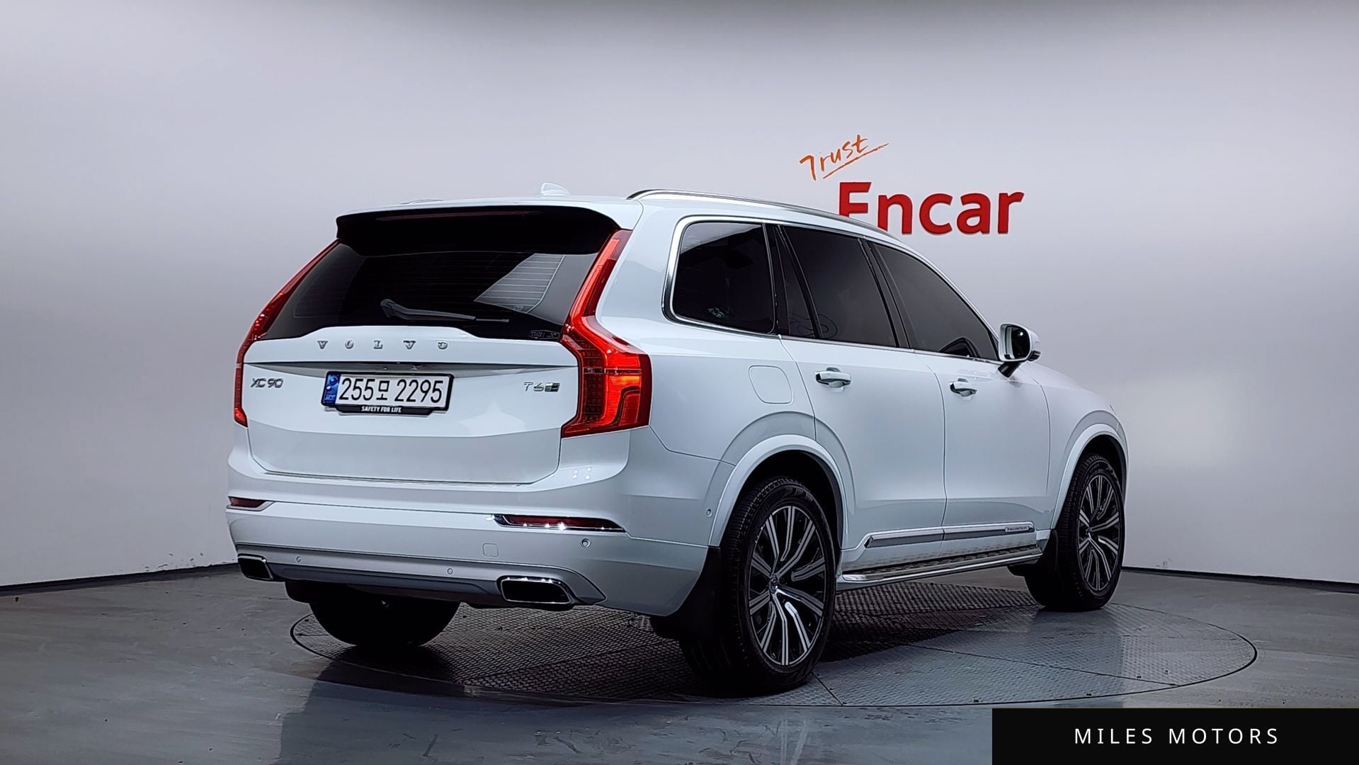 Volvo XC90 2017 — миниатюра 2