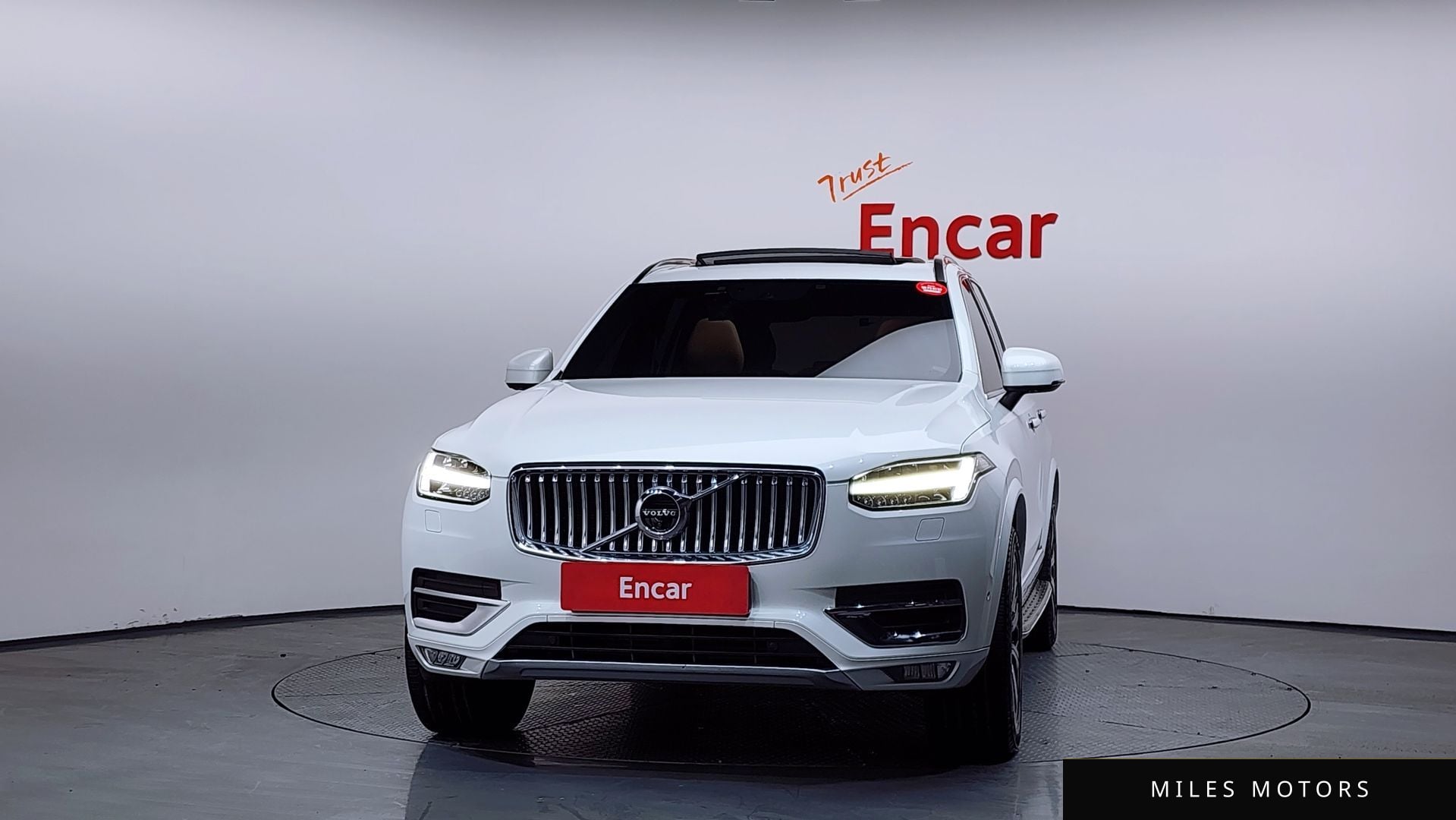 Volvo XC90 2017 — миниатюра 3