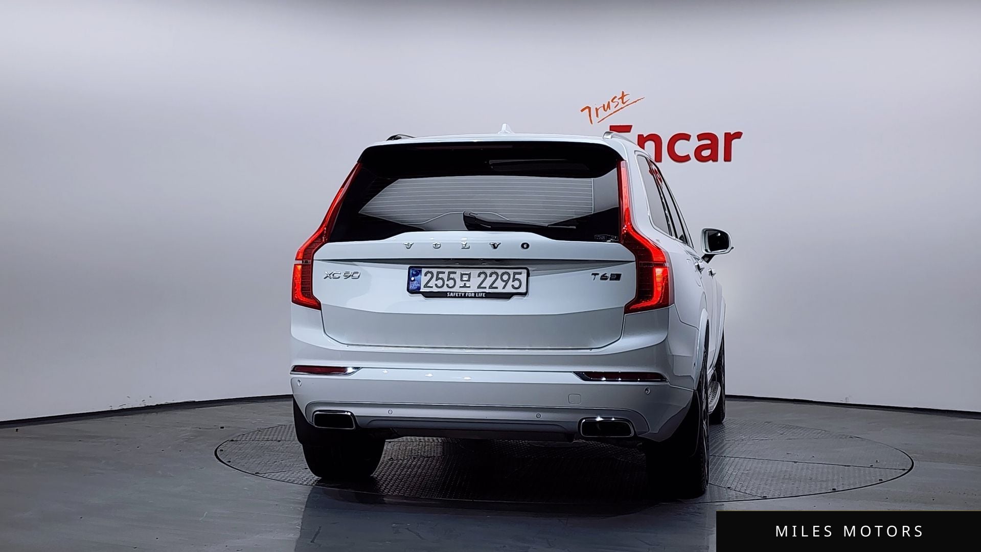 Volvo XC90 2017 — миниатюра 4