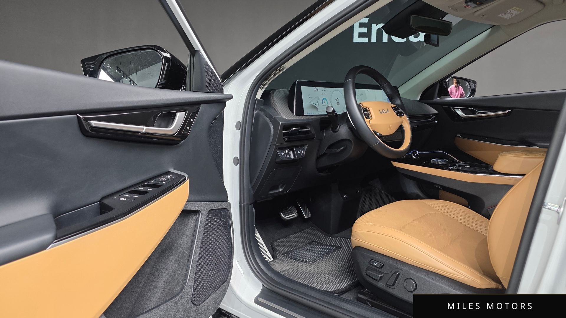 Kia EV6 2024 — миниатюра 12