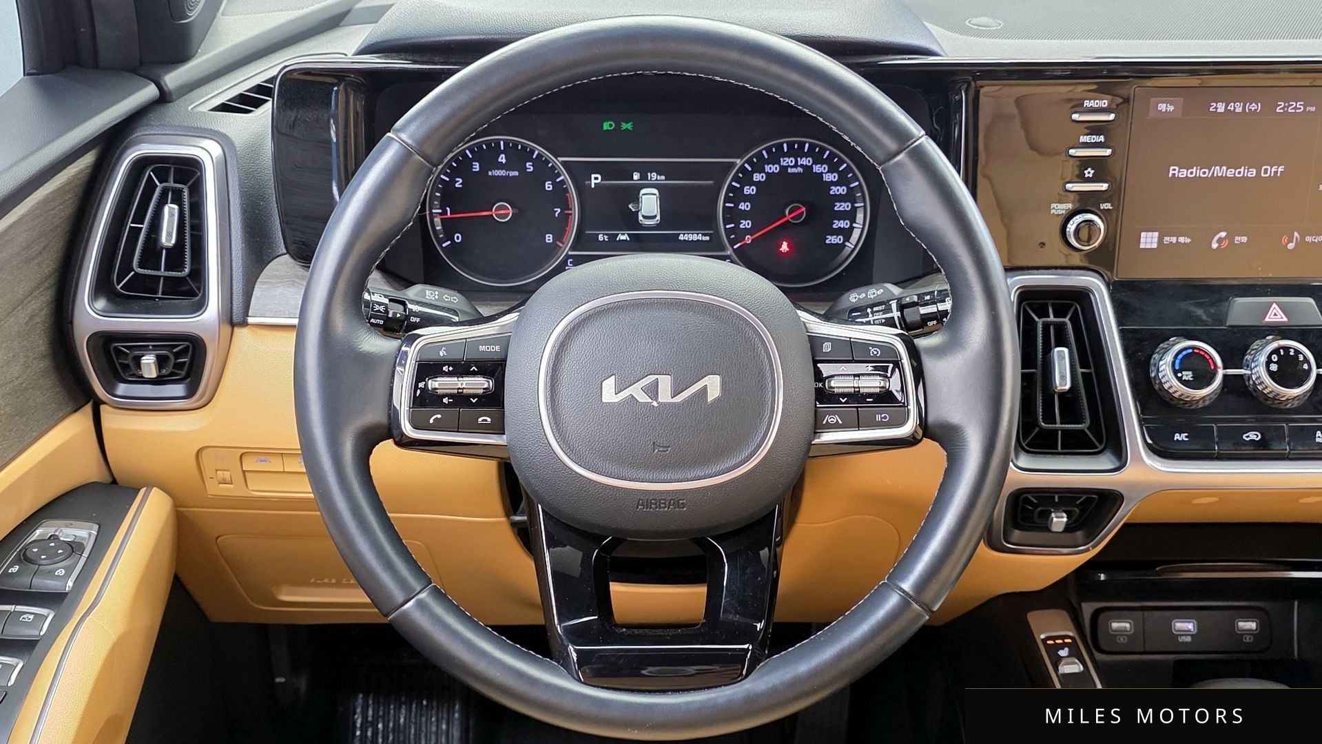 Kia Sorento 2022 — миниатюра 13