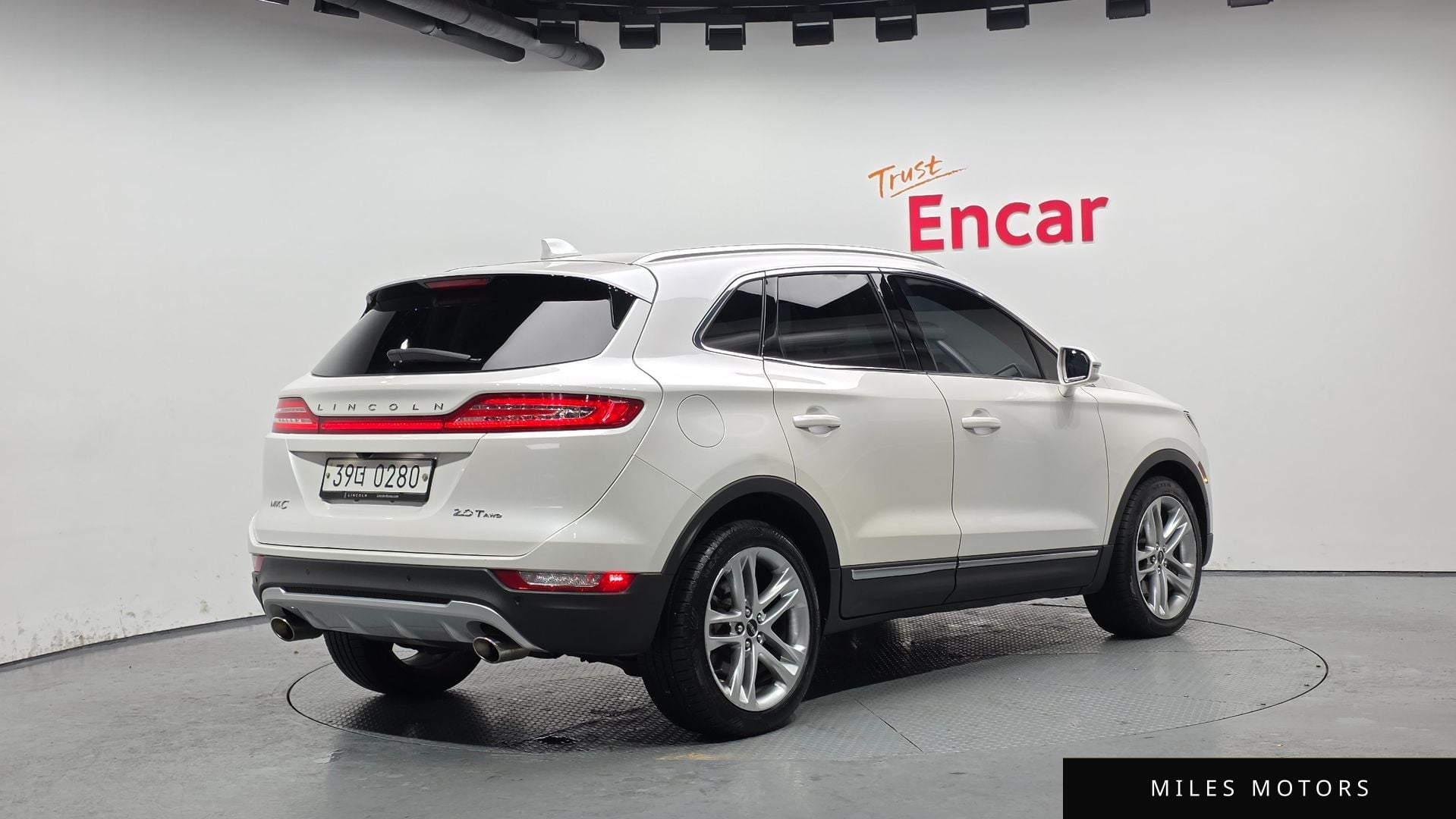 Lincoln MKC 2017 — миниатюра 2
