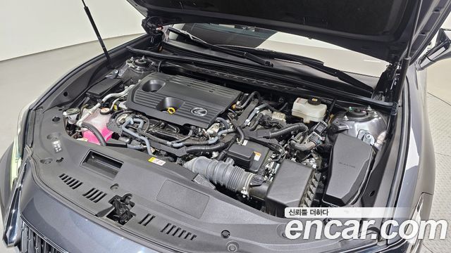 Лексус ES300h 2023 — миниатюра 6