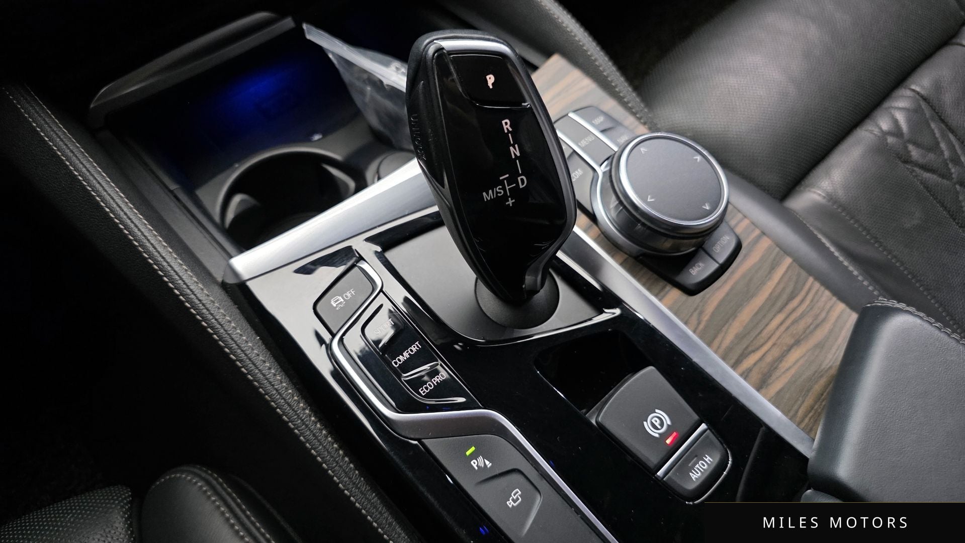 BMW 5 Series (G30) 2018 — миниатюра 9