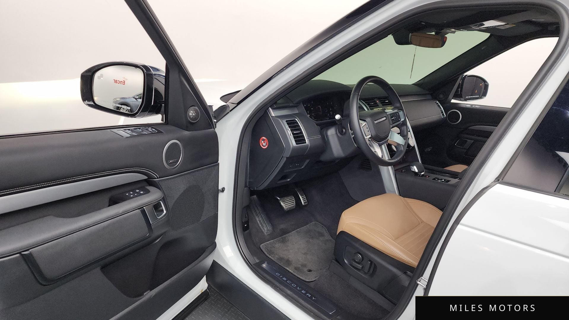 Land Rover 디스커버리 5 2024 — миниатюра 9