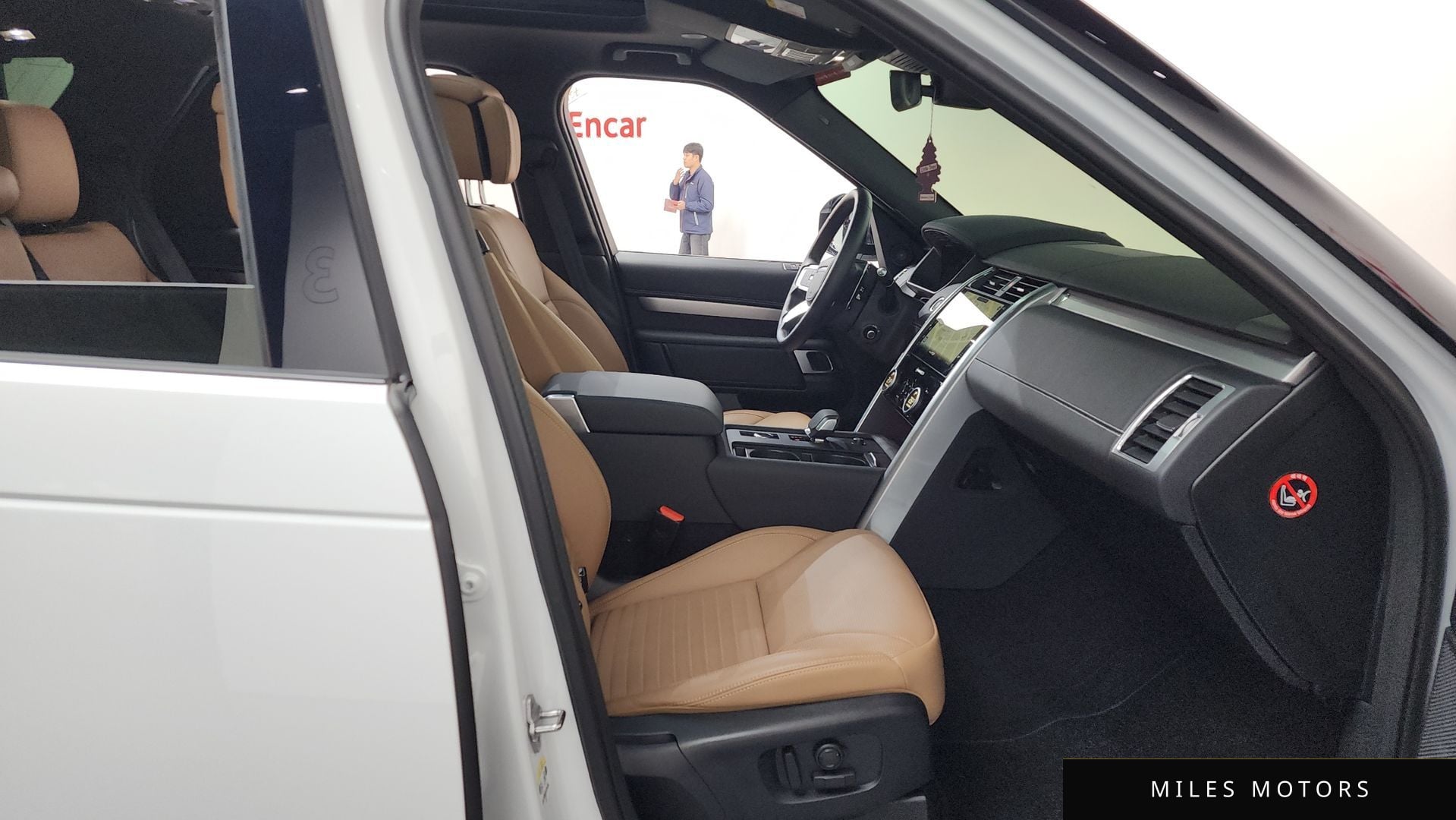 Land Rover 디스커버리 5 2024 — миниатюра 11
