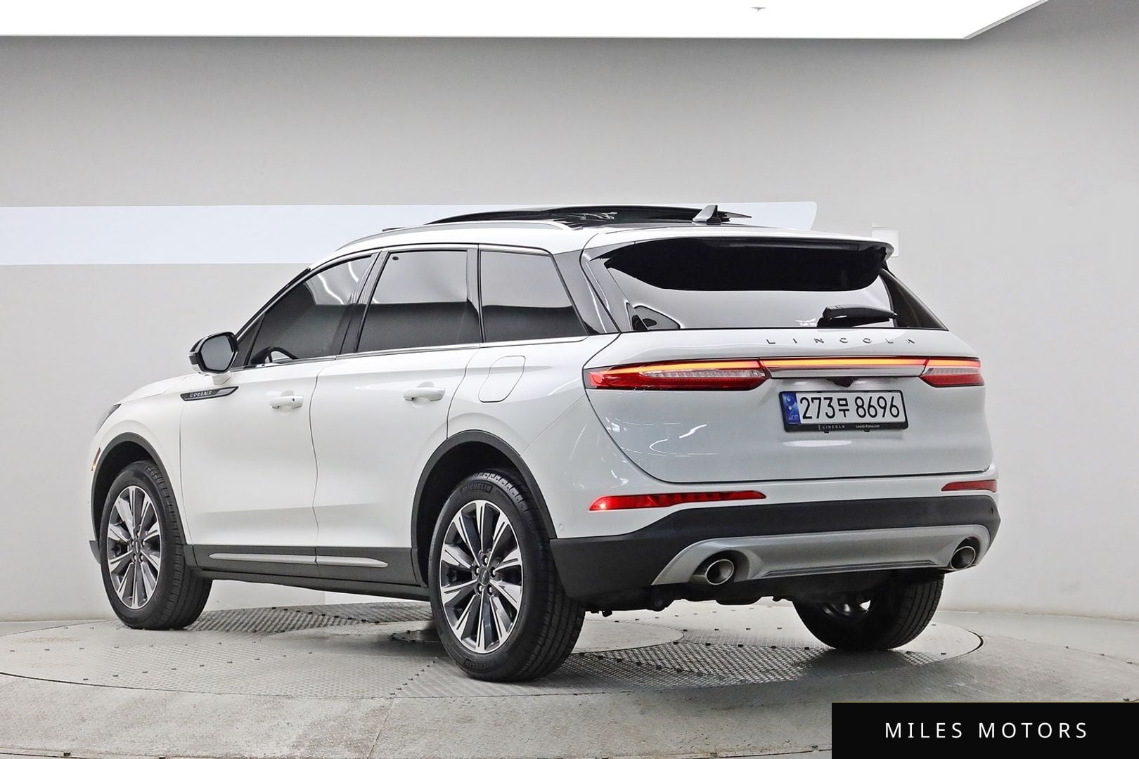 Lincoln Corsair 2022 — миниатюра 2