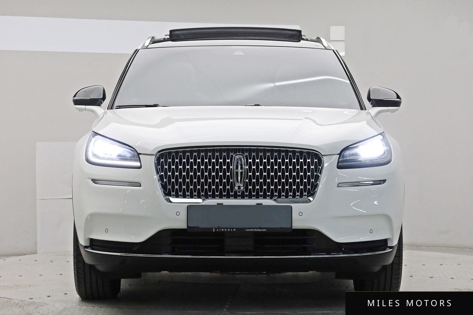 Lincoln Corsair 2022 — миниатюра 3