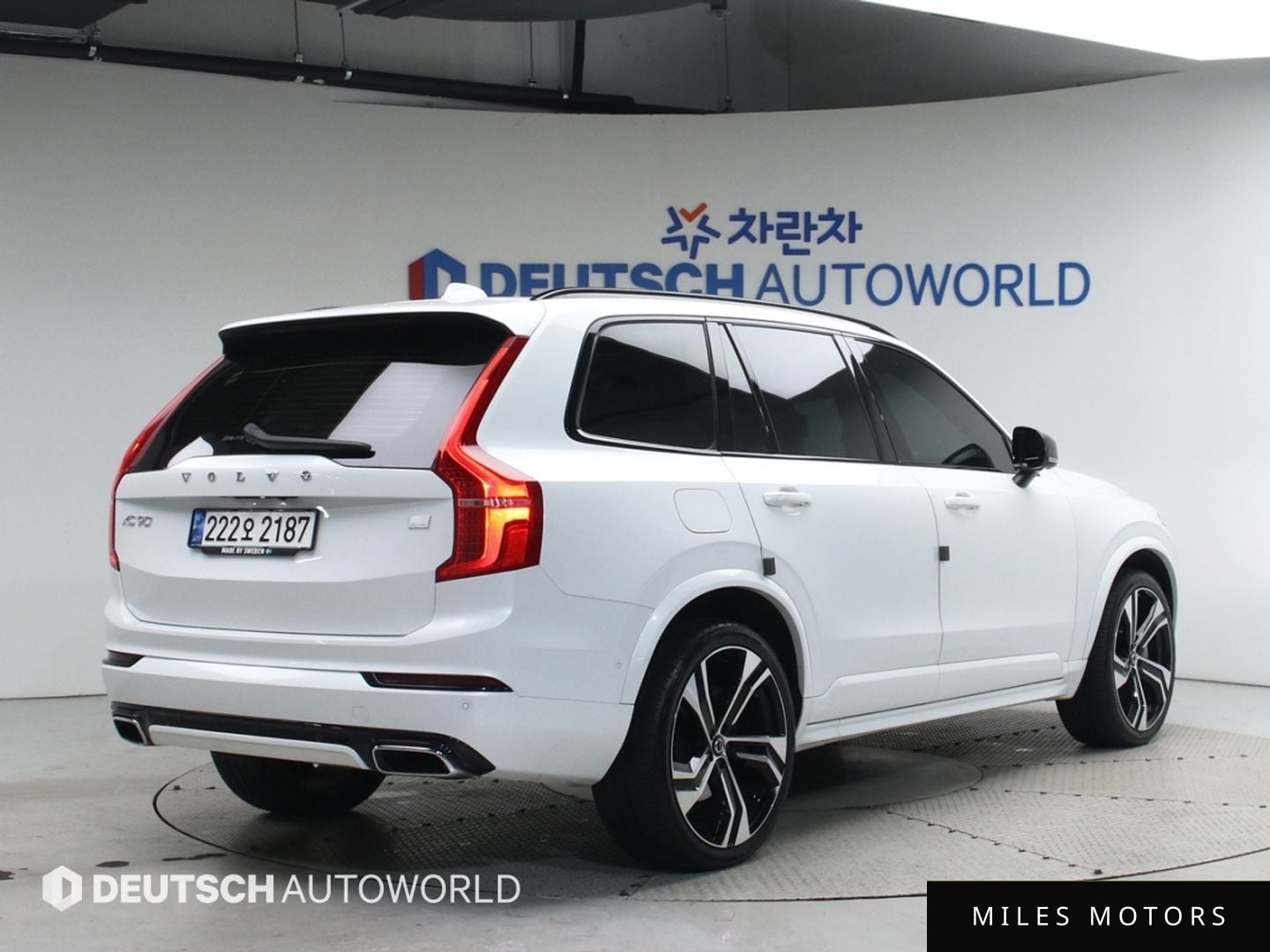 Volvo XC90 2021 — миниатюра 2