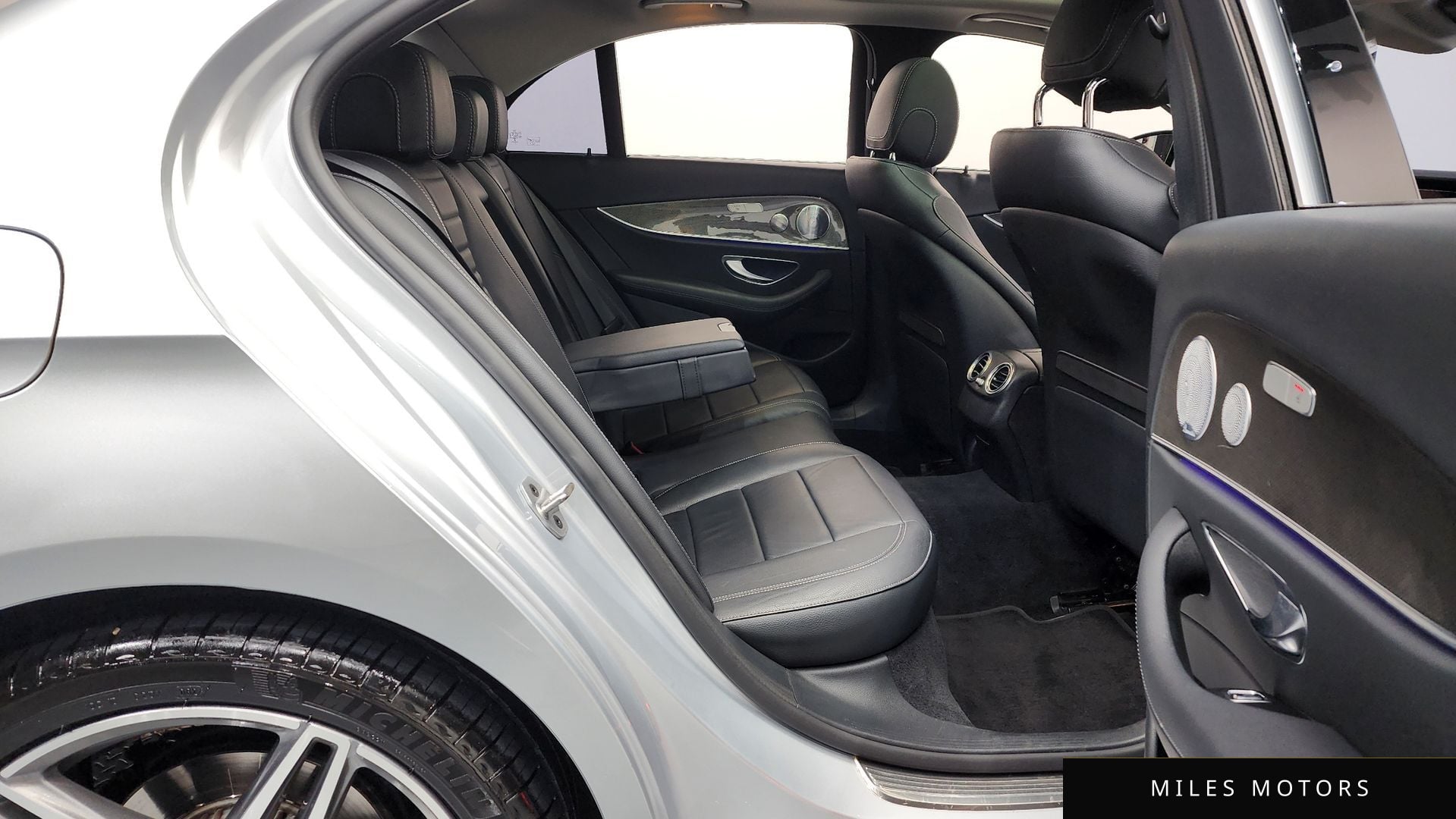Mercedes-Benz E-클래스 W213 2020 — миниатюра 12