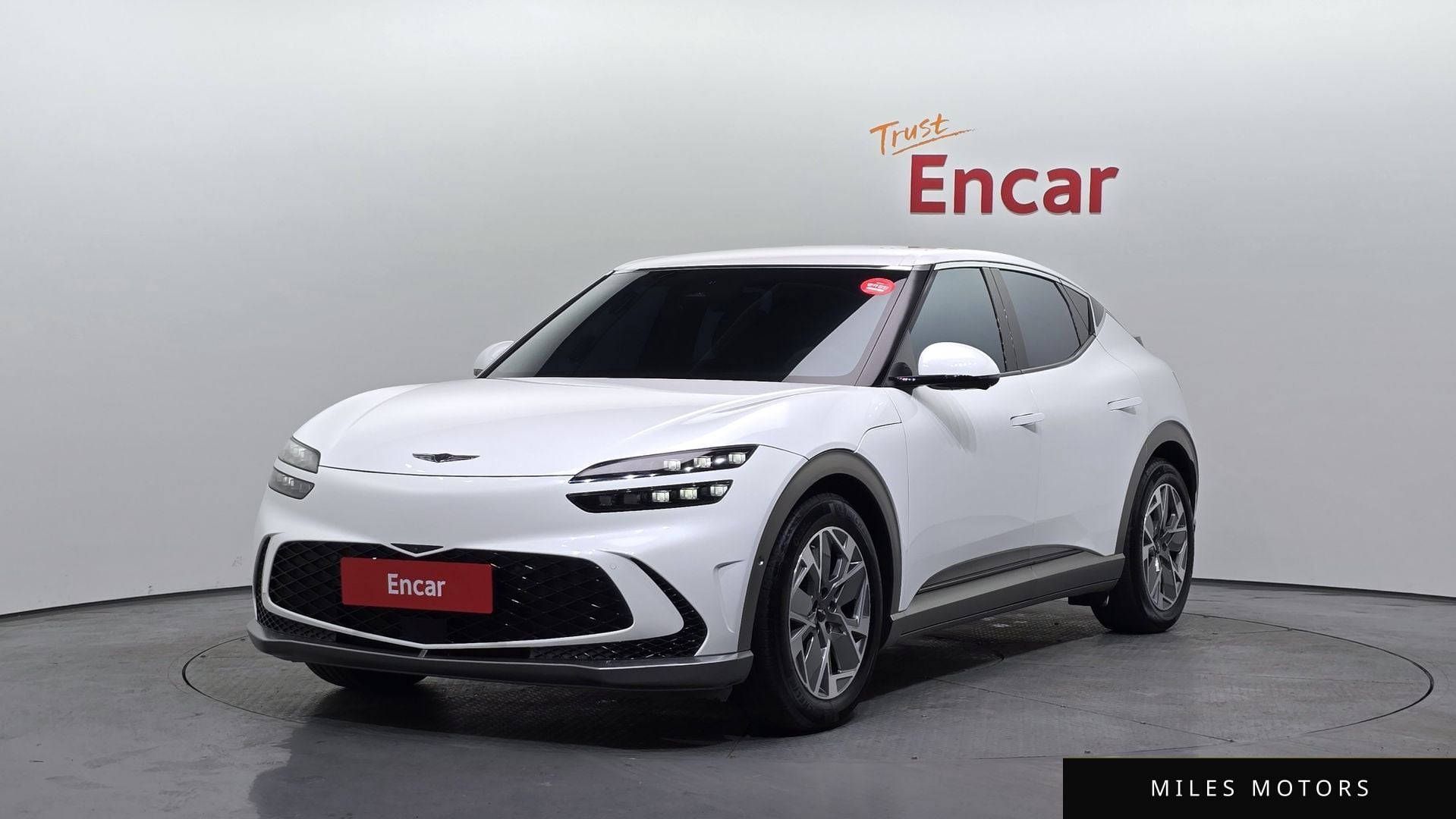 Genesis GV60 2022 — фото 1 из 12