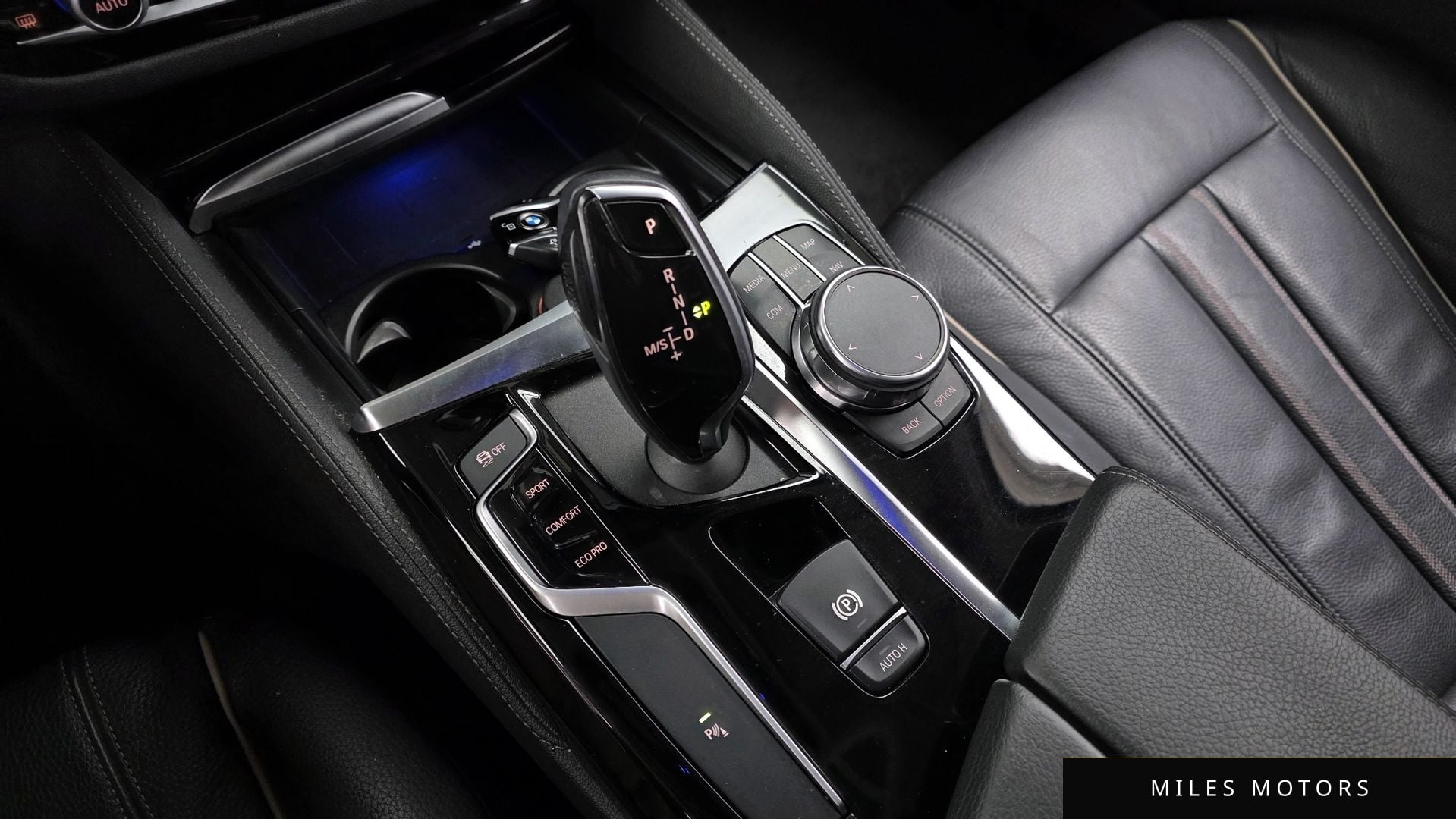 BMW 5 Series (G30) 2019 — миниатюра 9