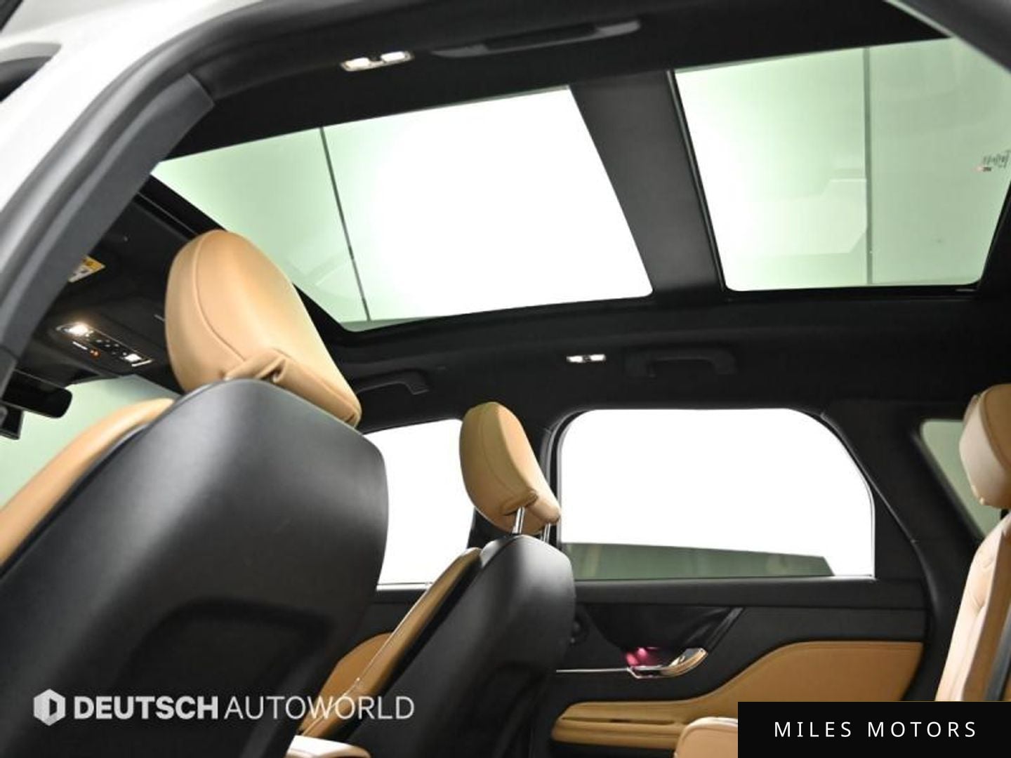 Lincoln 코세어 2021 — миниатюра 19