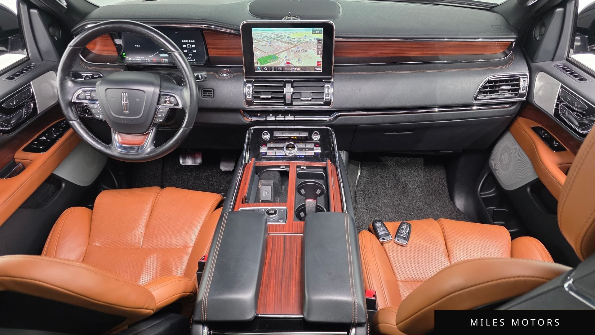 Lincoln Navigator 2021 — миниатюра 7