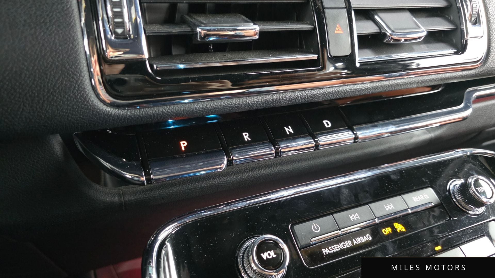 Lincoln Navigator 2021 — миниатюра 9