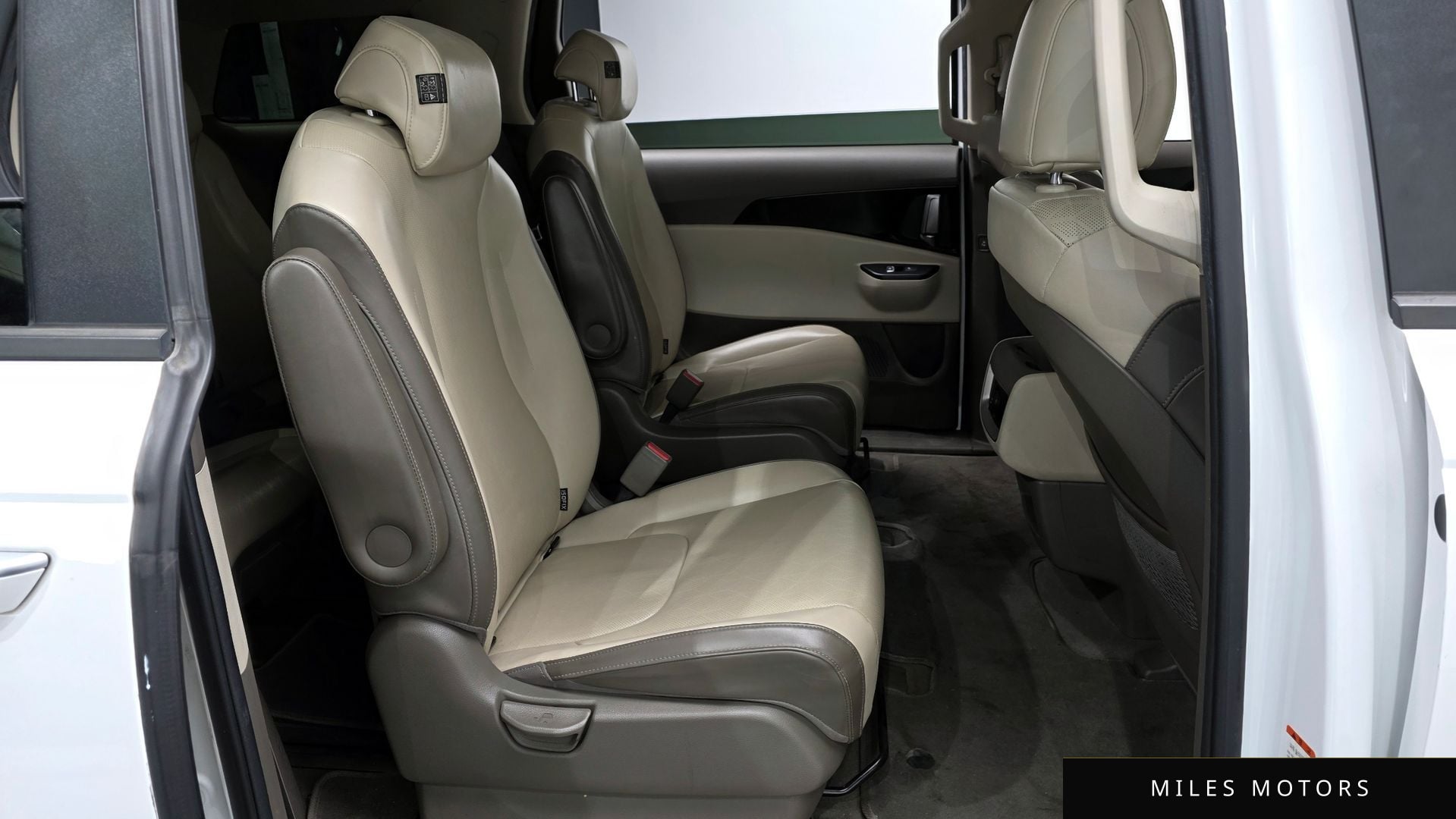 Kia Carnival 2021 — миниатюра 12