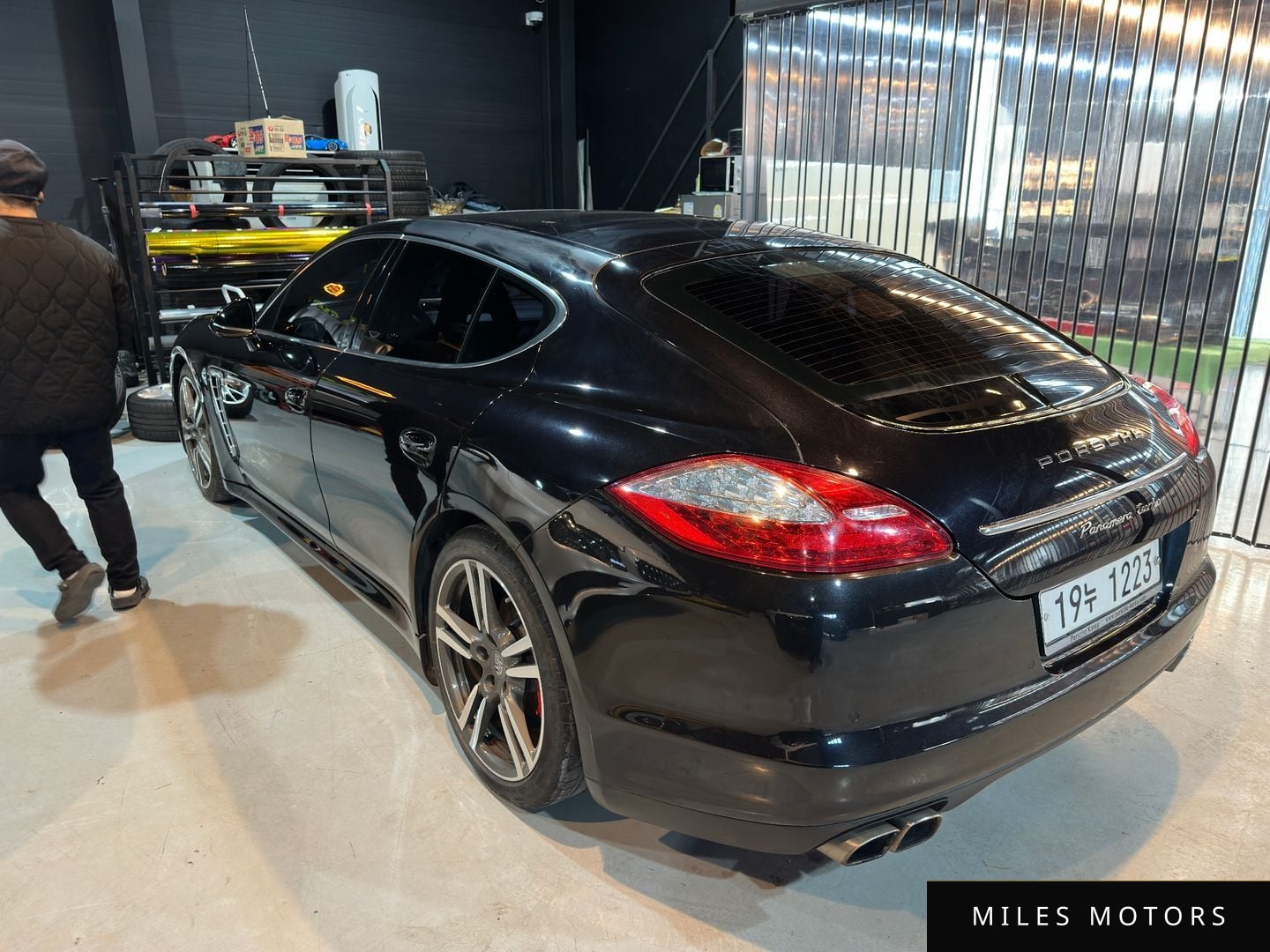 Porsche 파나메라 2011 — миниатюра 4