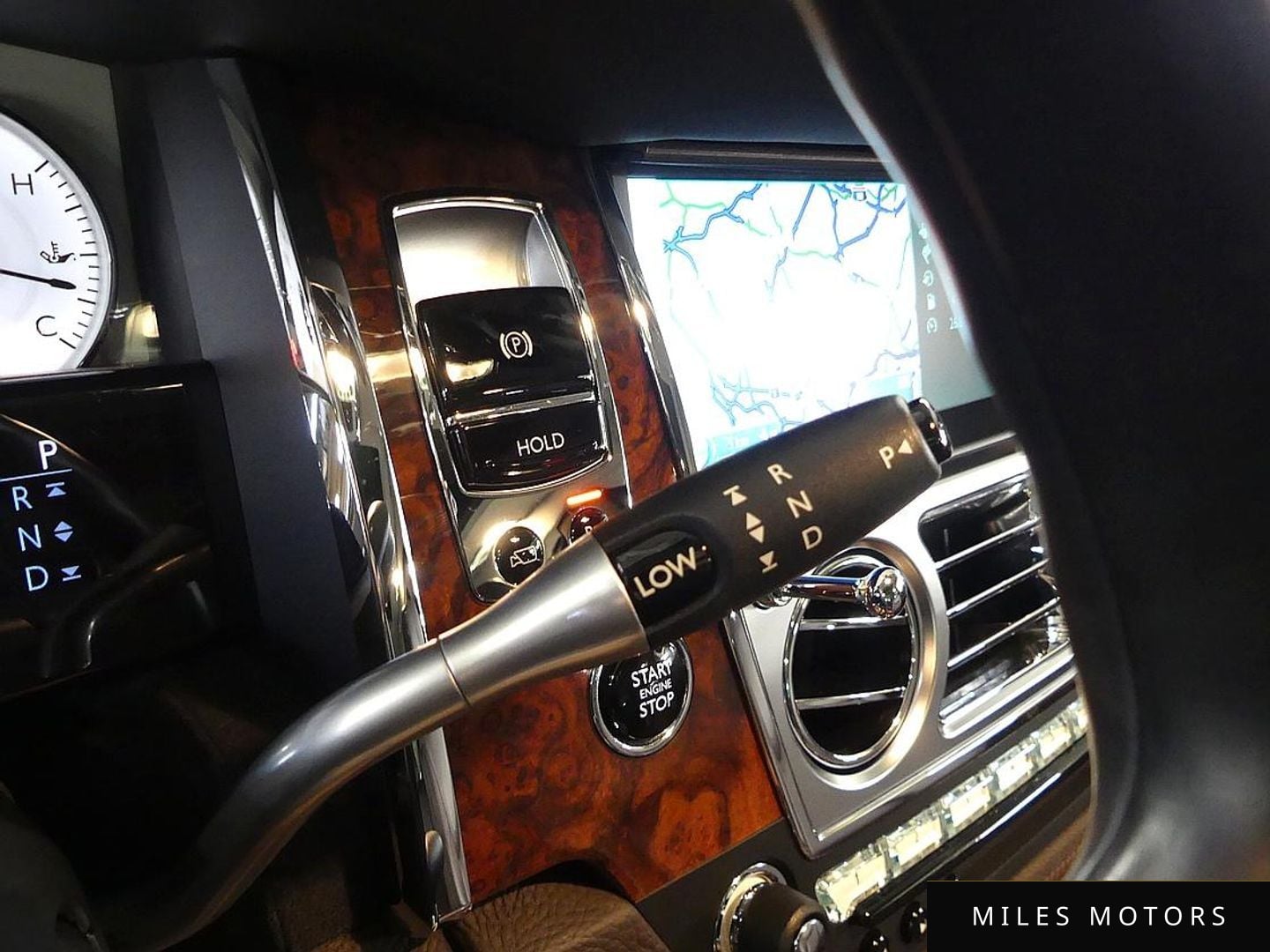 Rolls-Royce 고스트 2015 — миниатюра 9
