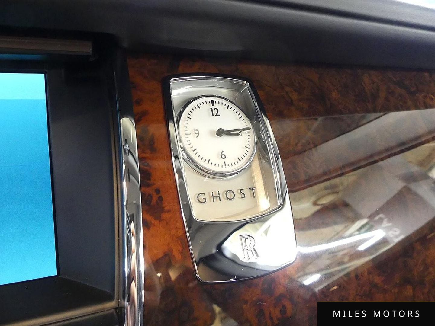 Rolls-Royce 고스트 2015 — миниатюра 14