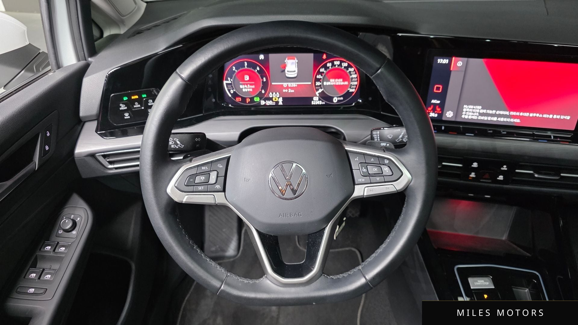 Volkswagen 골프 2023 — миниатюра 14