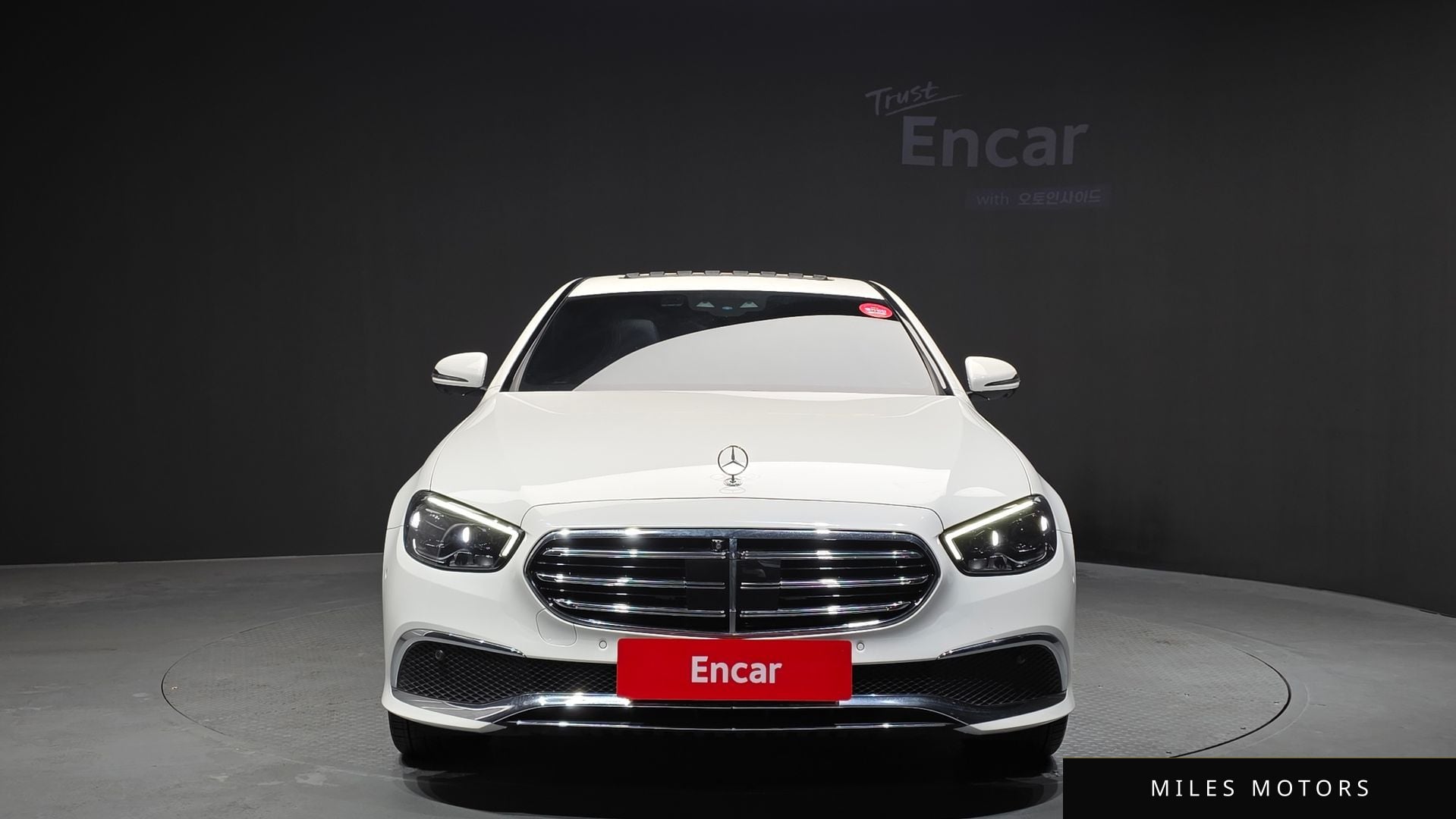 Mercedes-Benz E-클래스 W213 2022 — миниатюра 3