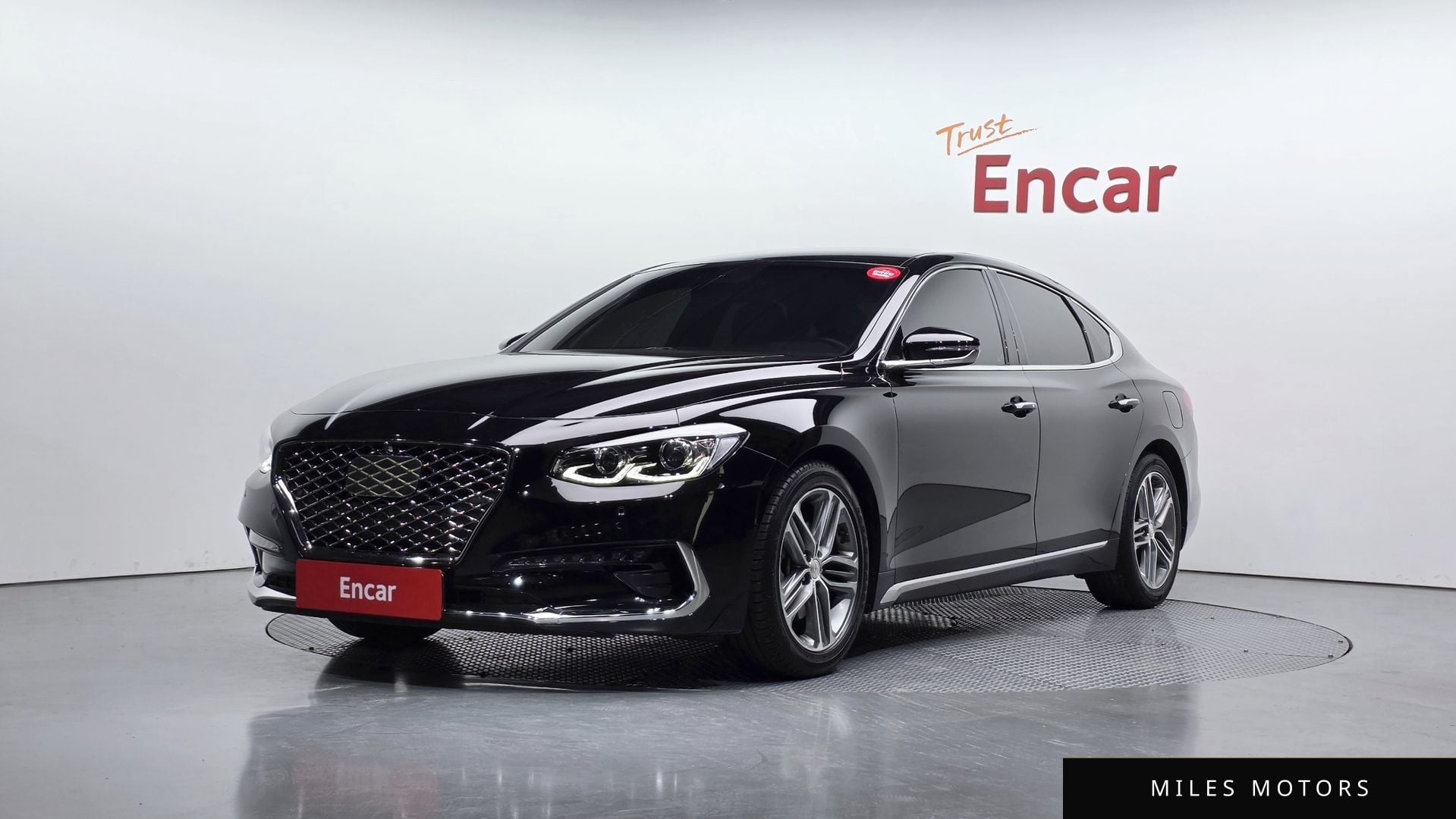Hyundai Grandeur 2018 — фото 1 из 12