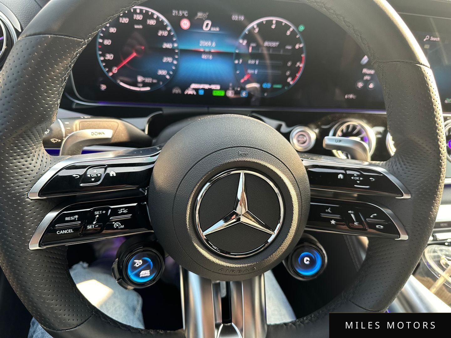 Mercedes-Benz AMG GT 2022 — миниатюра 12
