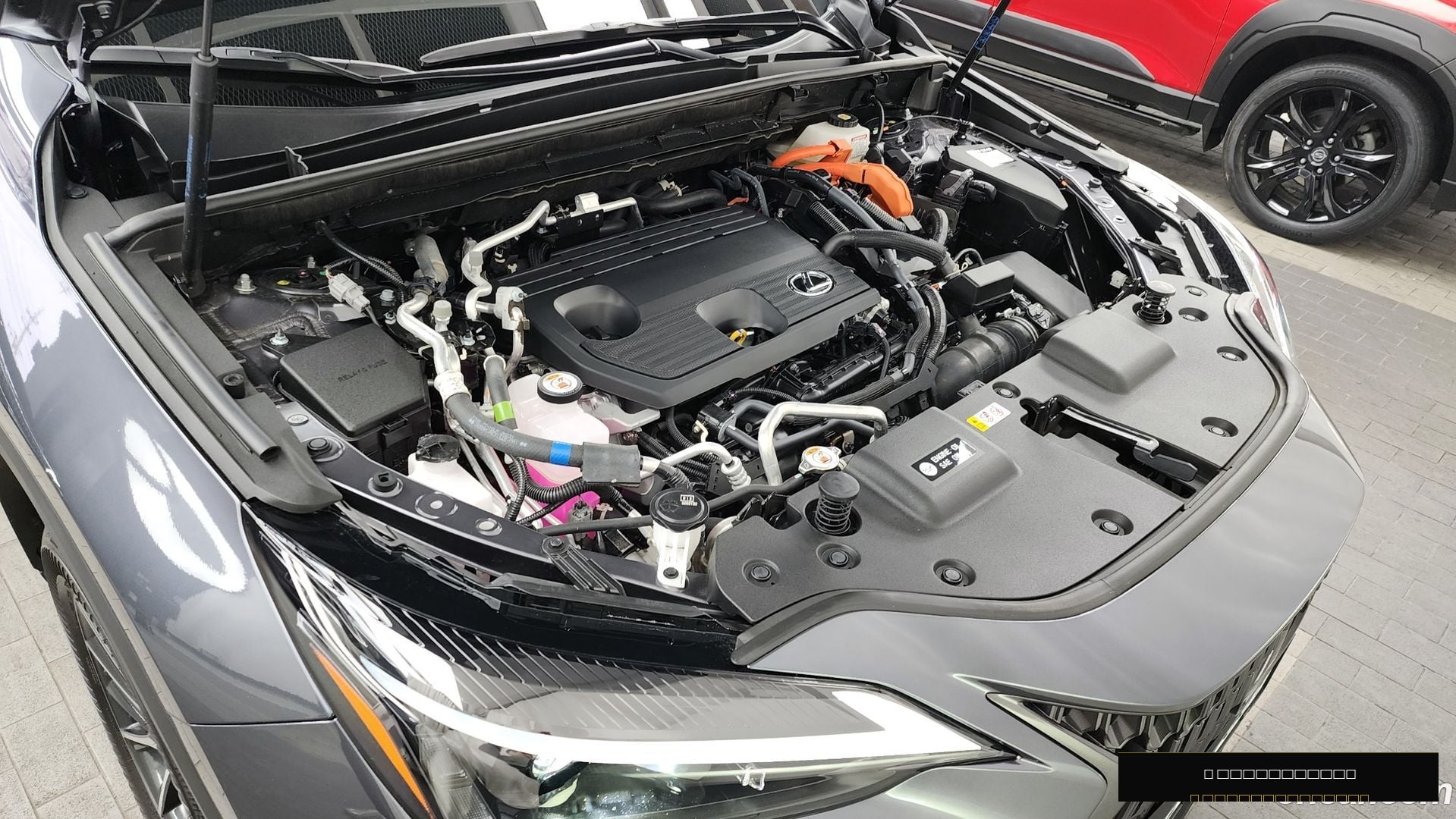 Лексус NX450h+ 2025 — миниатюра 6