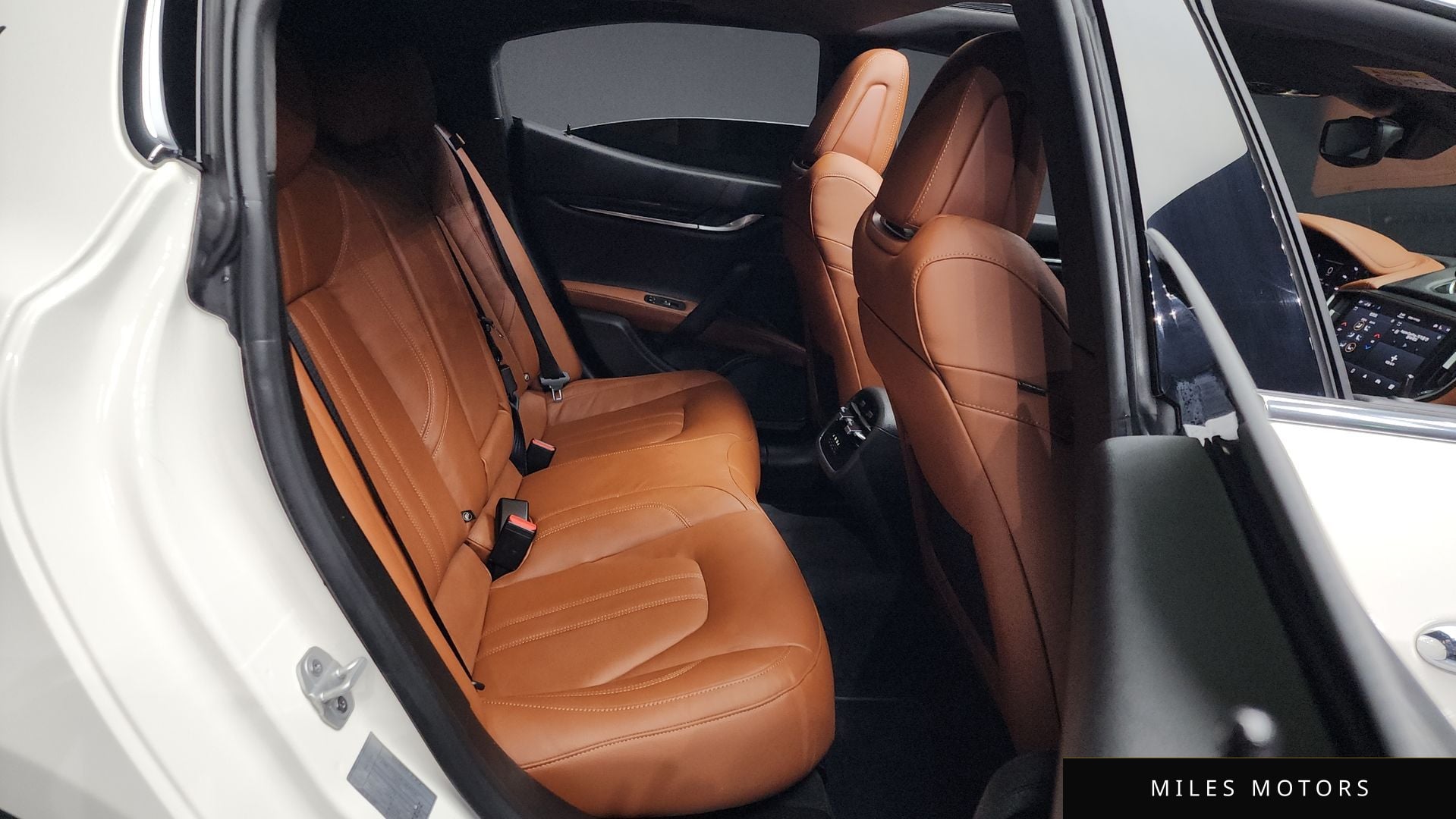 Maserati Ghibli 2022 — миниатюра 12