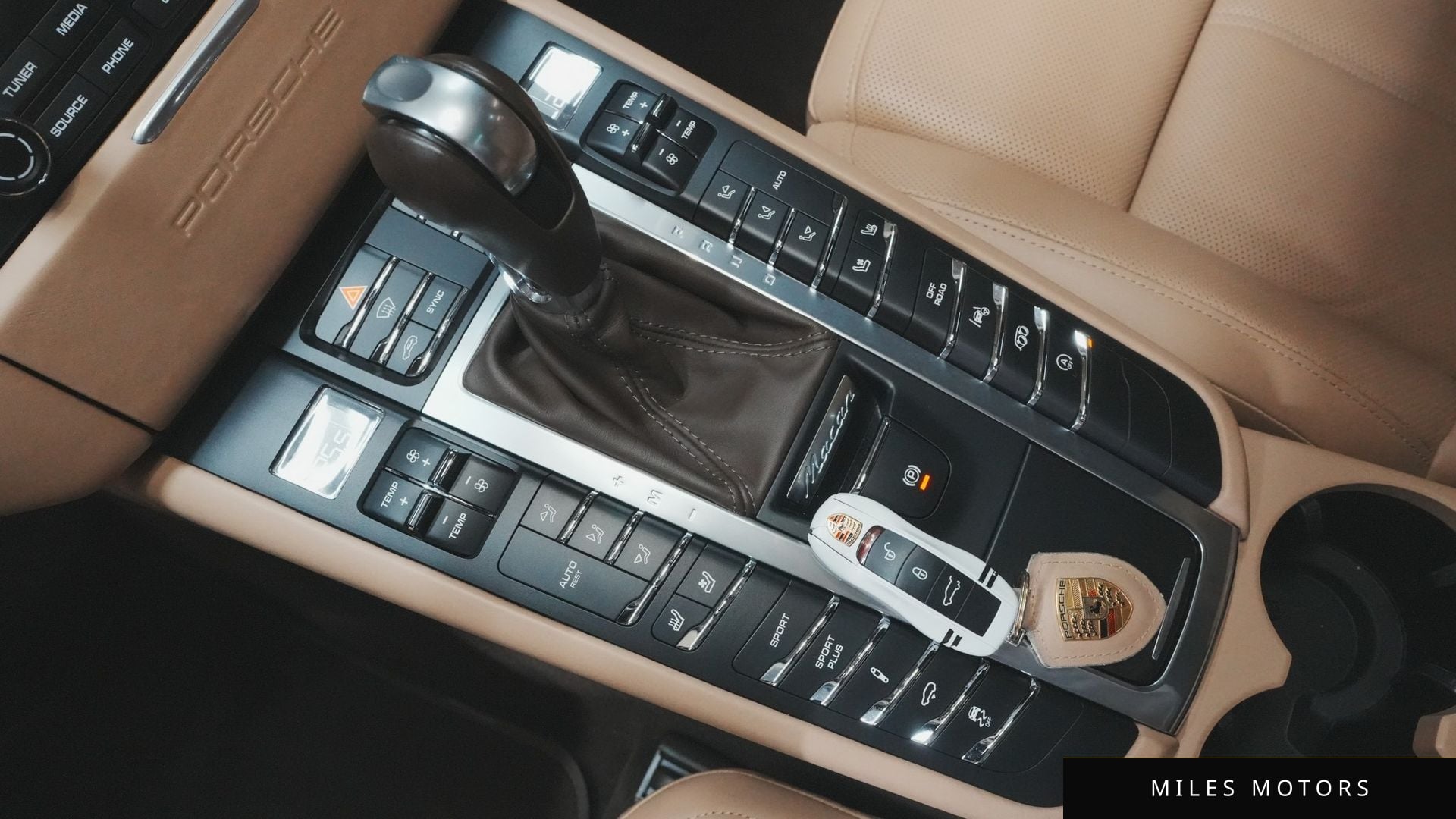 Porsche Macan 2018 — миниатюра 9
