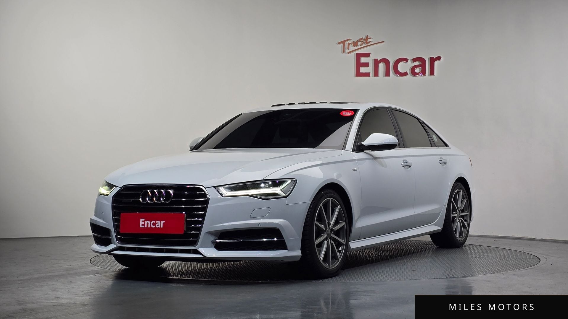 Audi A6 2016 — фото 1 из 12