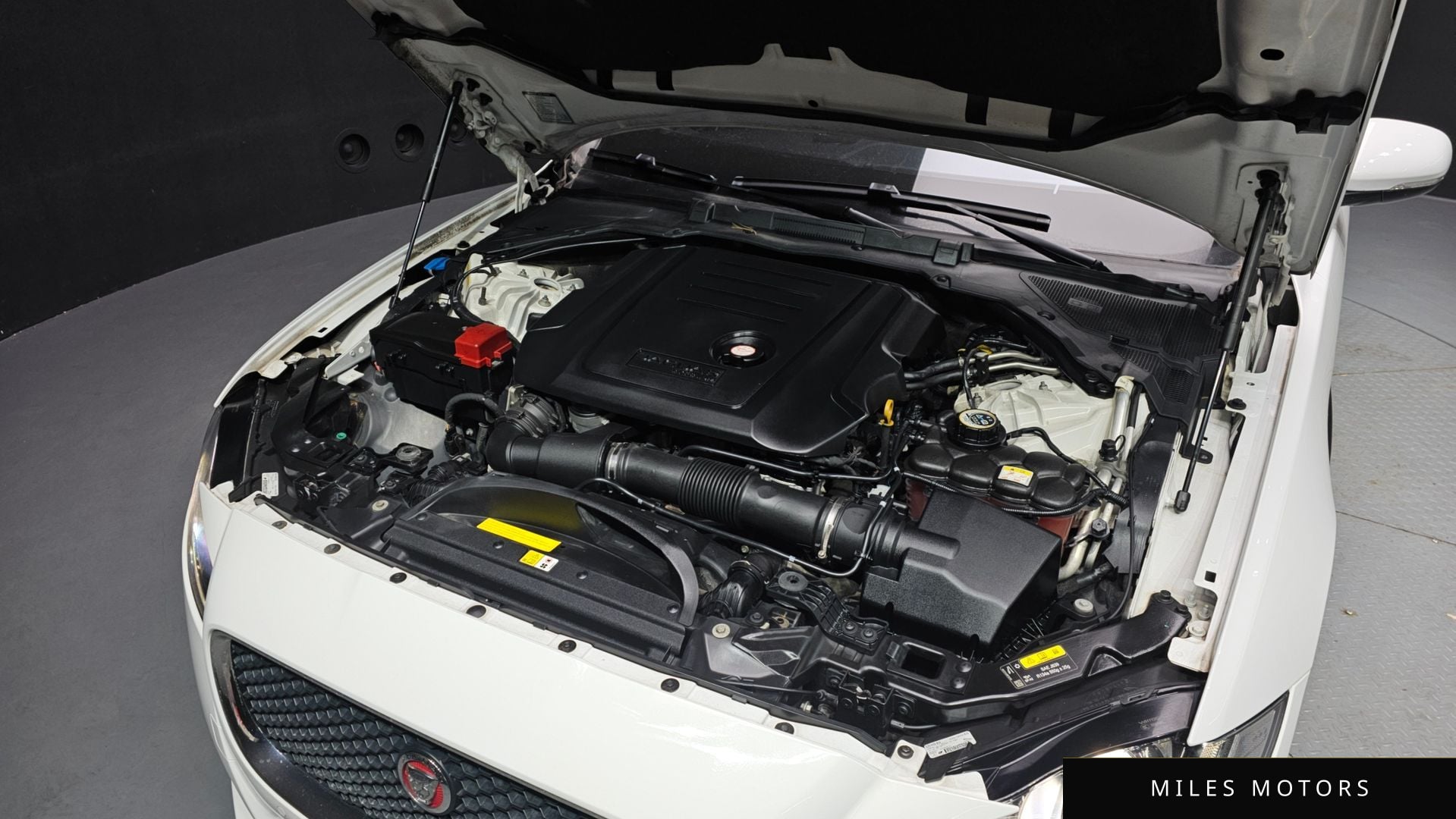 Jaguar XF (X260) 2018 — миниатюра 6