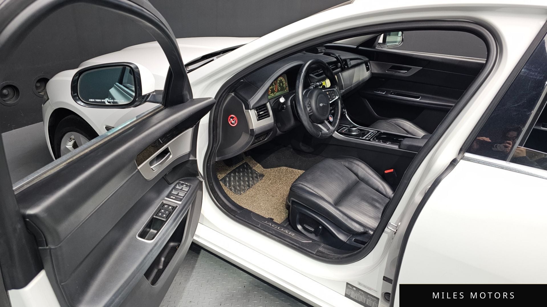 Jaguar XF (X260) 2018 — миниатюра 10