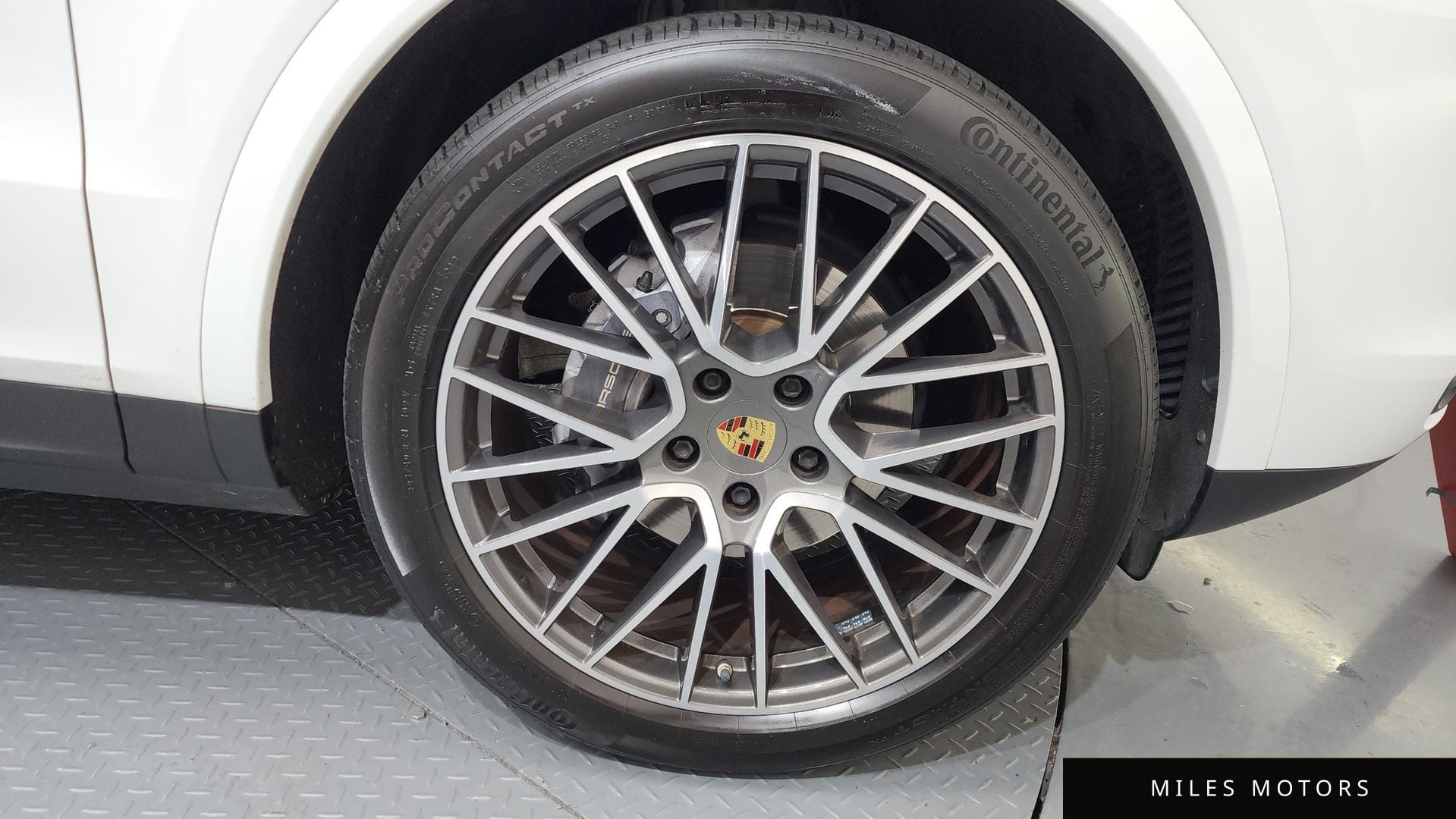 Porsche 카이엔 (PO536) 2021 — миниатюра 5