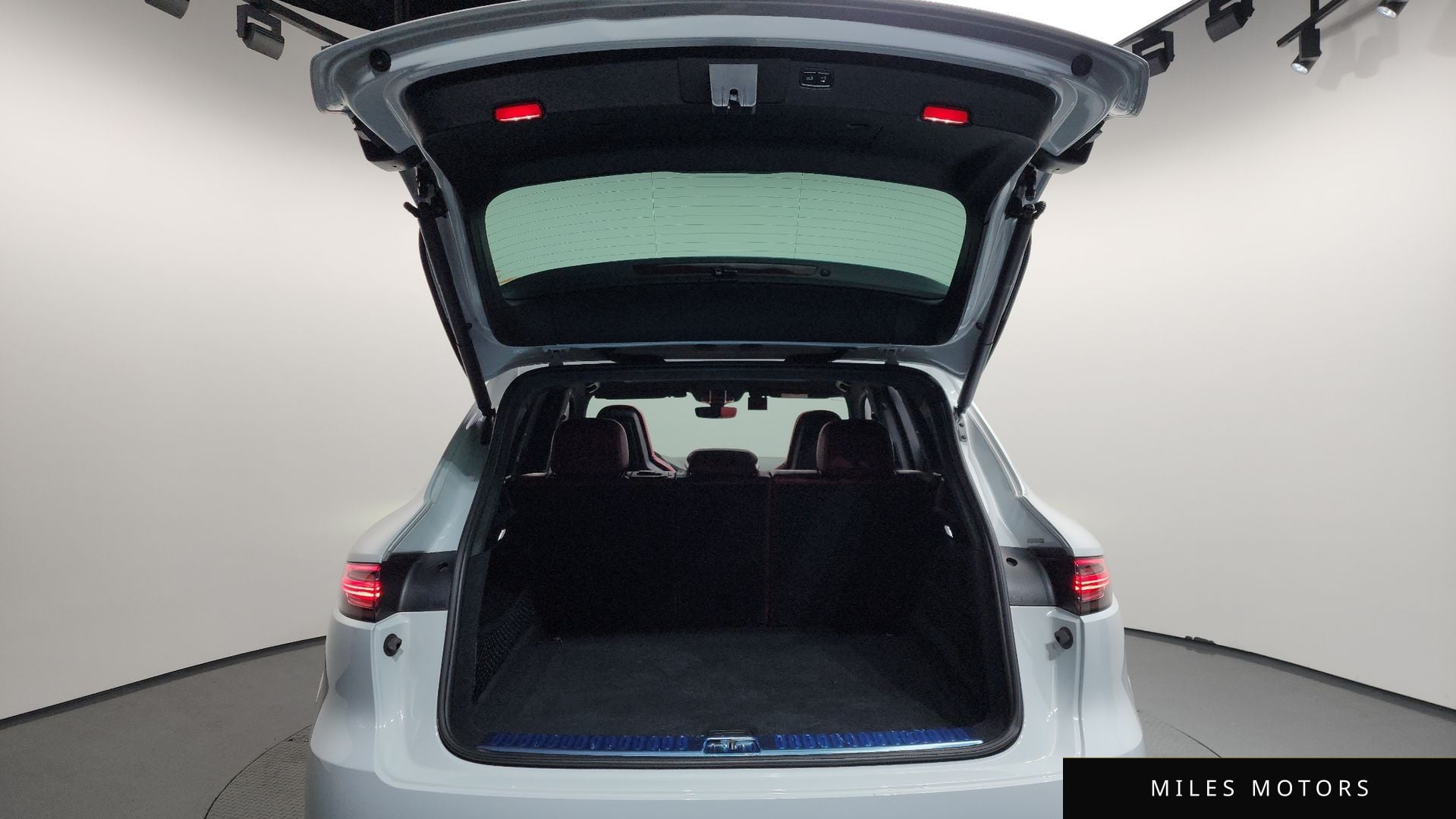 Porsche 카이엔 (PO536) 2021 — миниатюра 20
