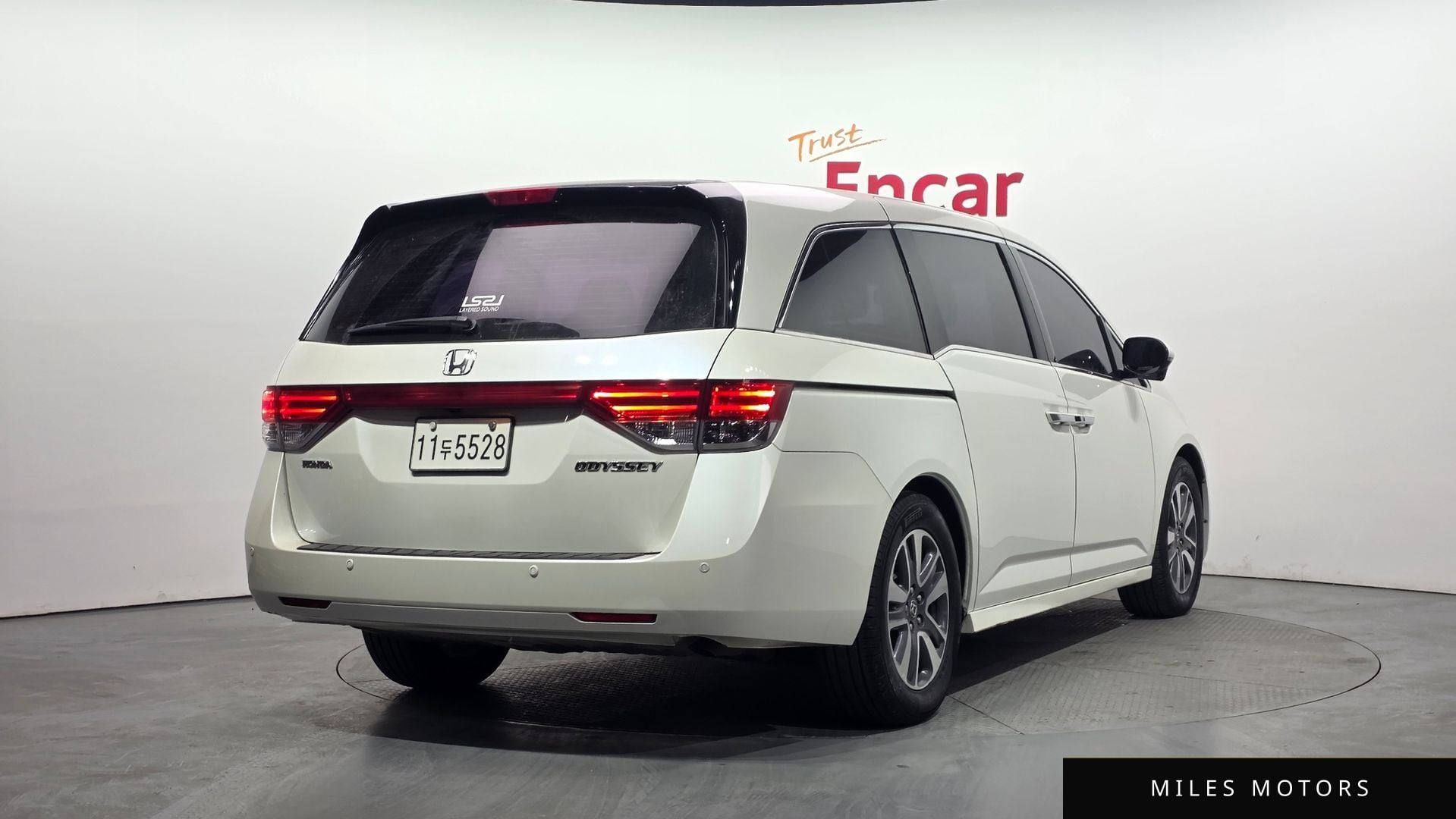 Honda Odyssey 2016 — миниатюра 2