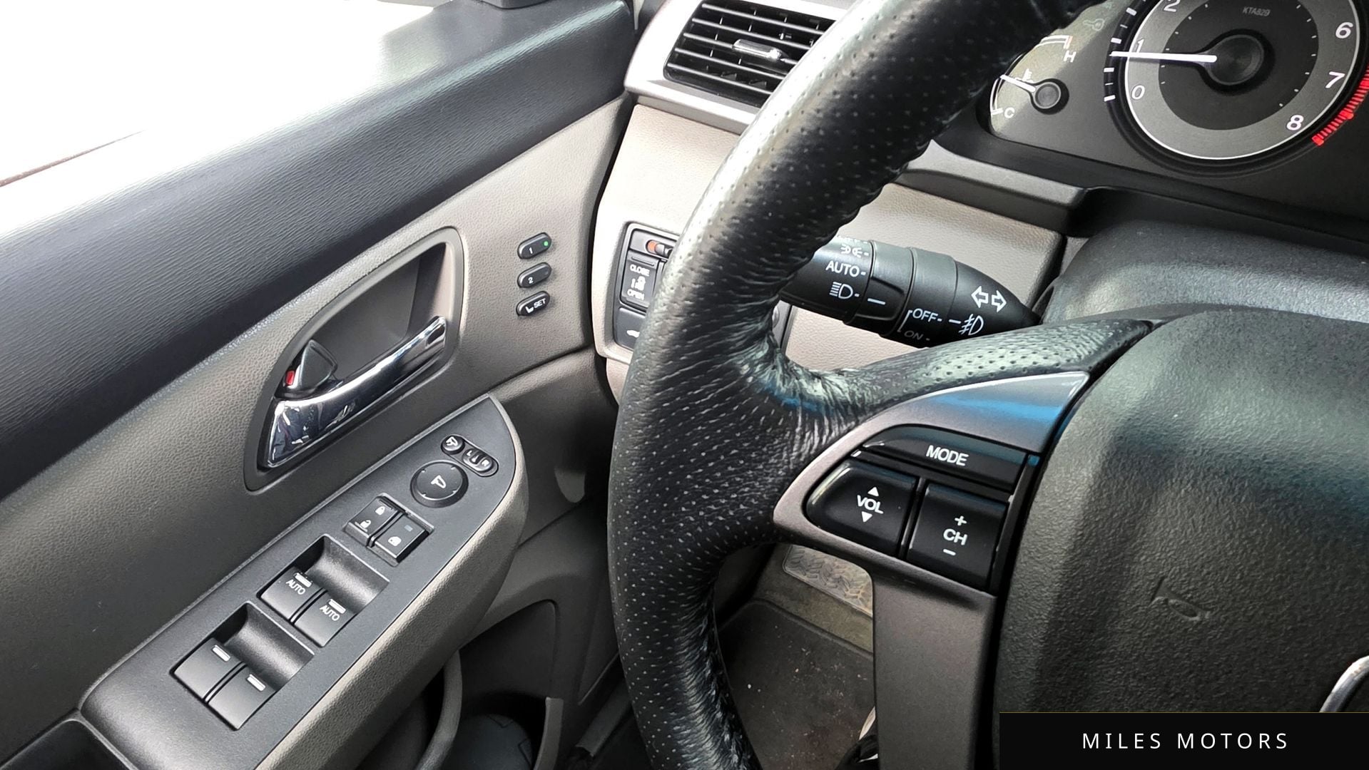 Honda Odyssey 2016 — миниатюра 17