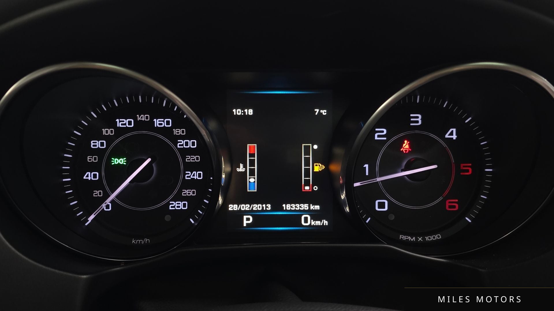 Jaguar XE 2016 — миниатюра 8