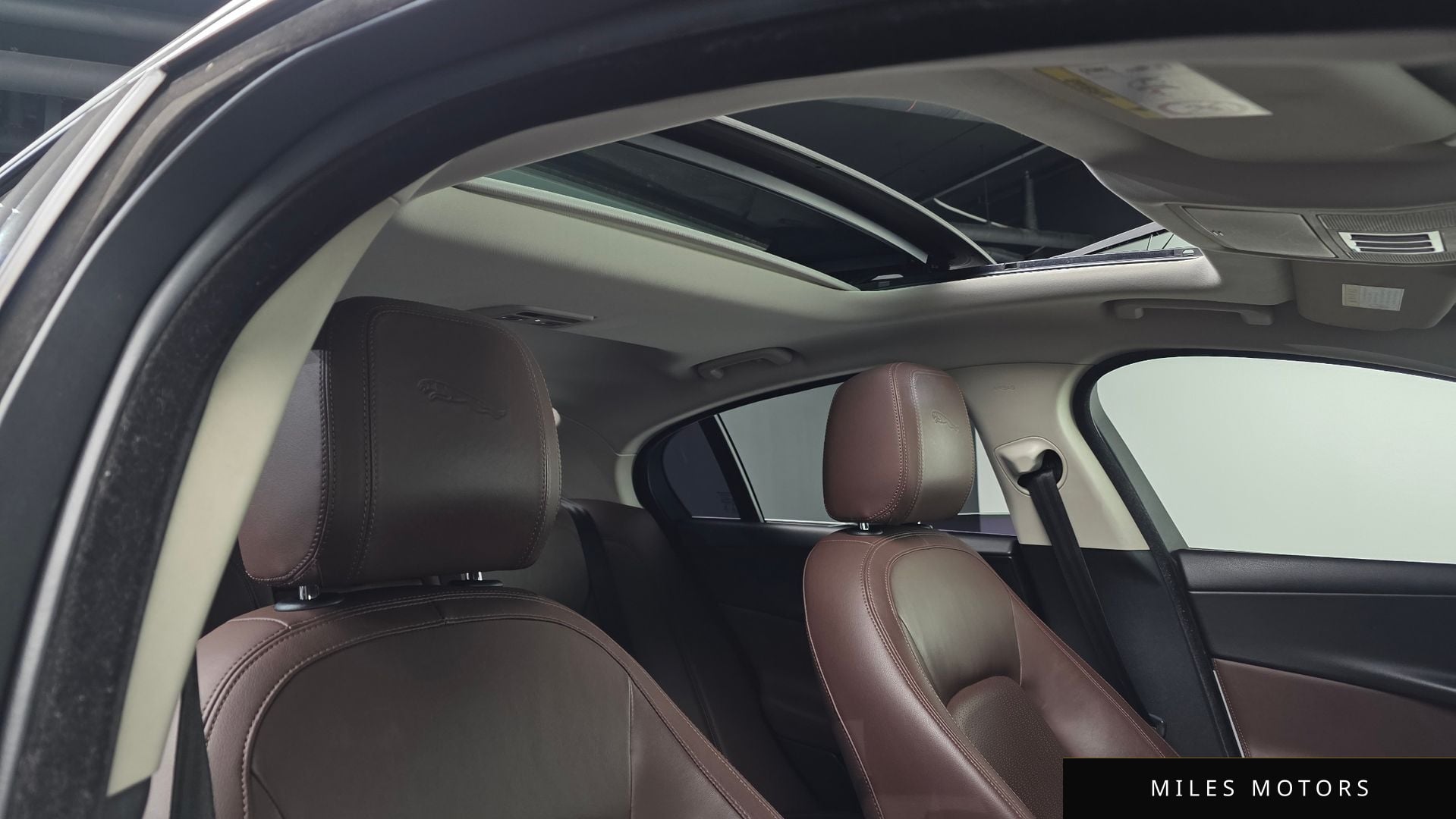 Jaguar XE 2016 — миниатюра 19