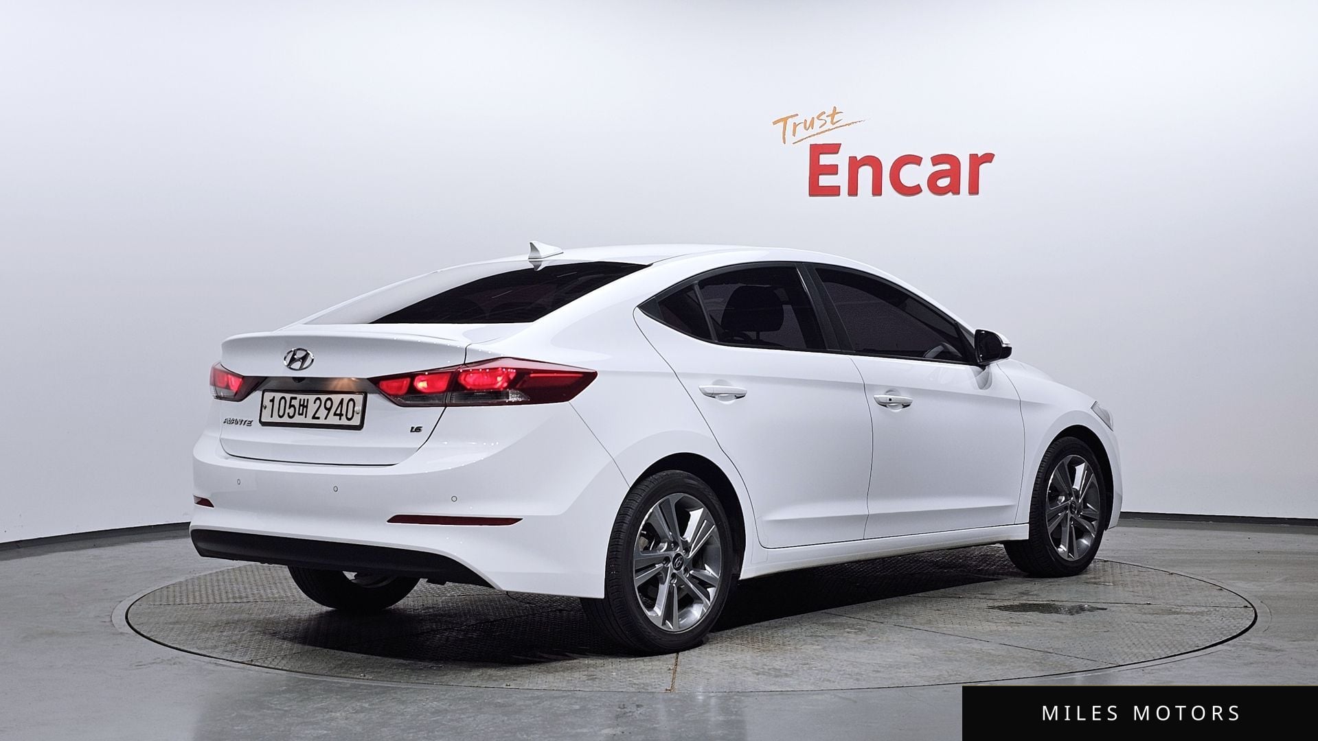 Hyundai AVANTE 2018 — миниатюра 2