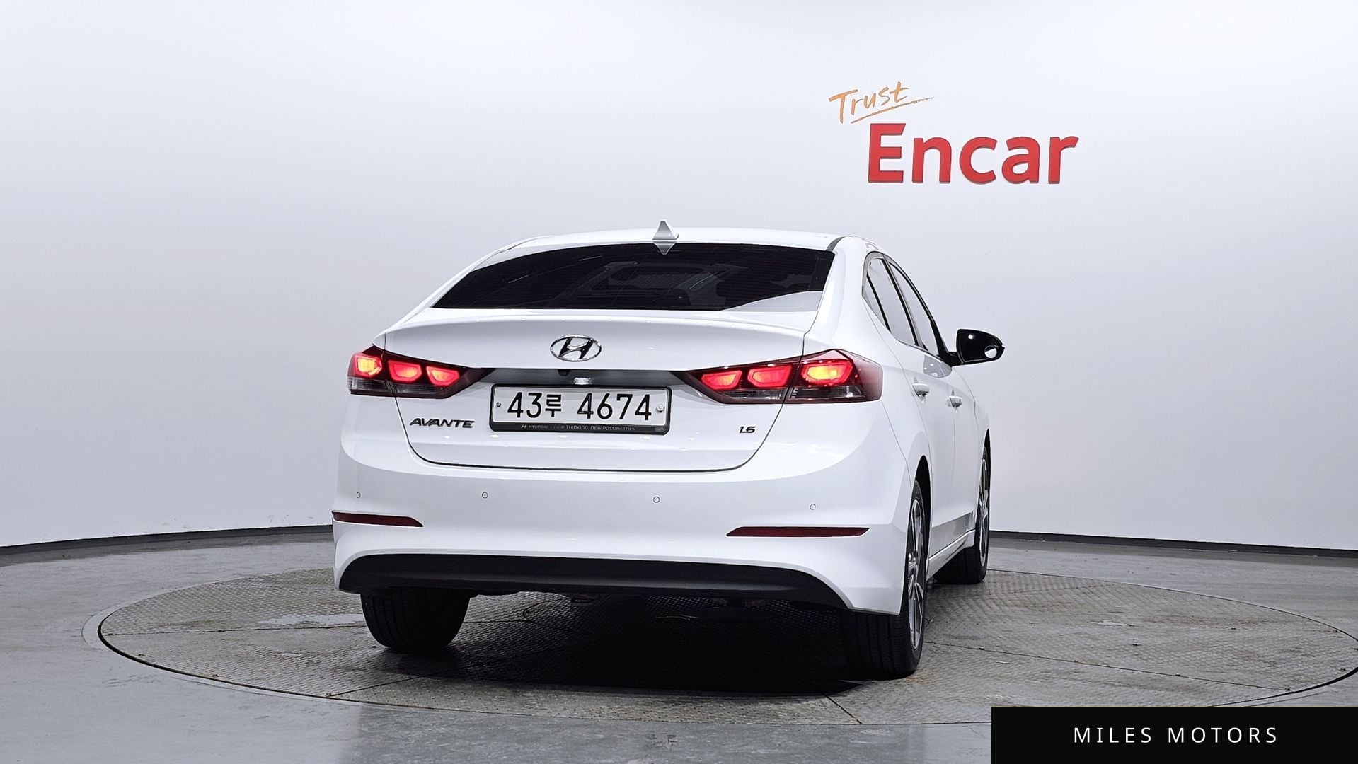 Hyundai AVANTE 2018 — миниатюра 4