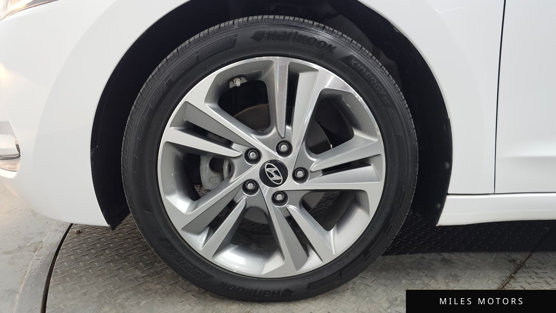 Hyundai AVANTE 2018 — миниатюра 5