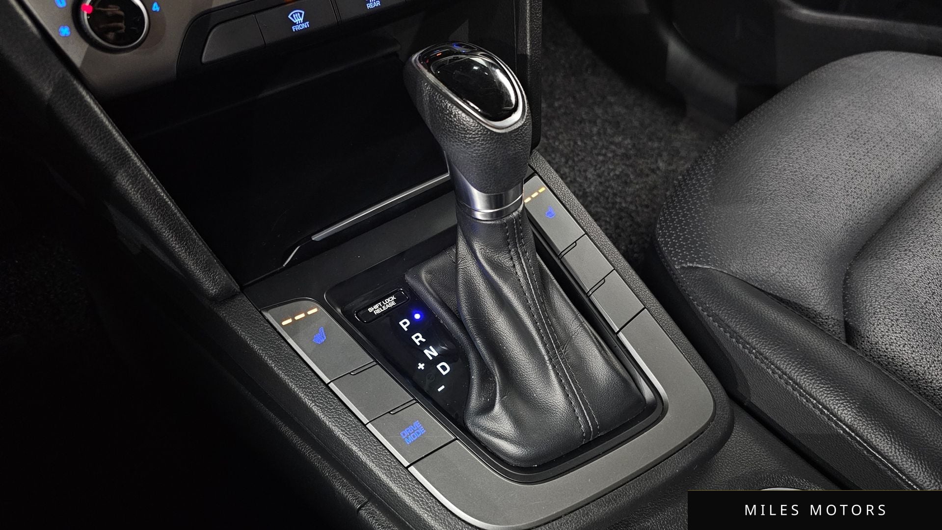 Hyundai AVANTE 2018 — миниатюра 9
