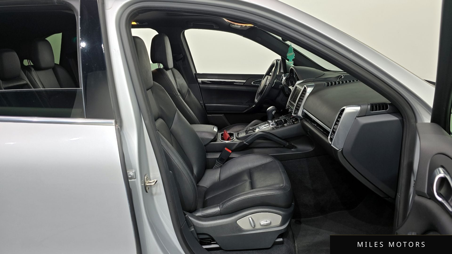 Porsche Cayenne 2014 — миниатюра 11