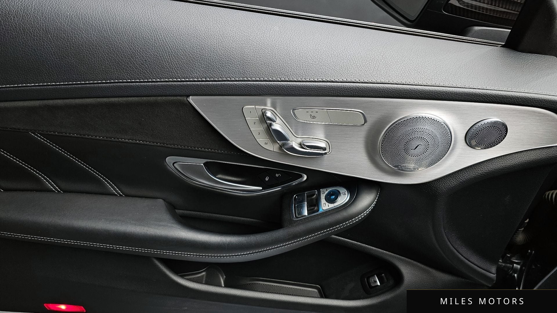 Mercedes-Benz C-클래스 W205 2017 — миниатюра 17