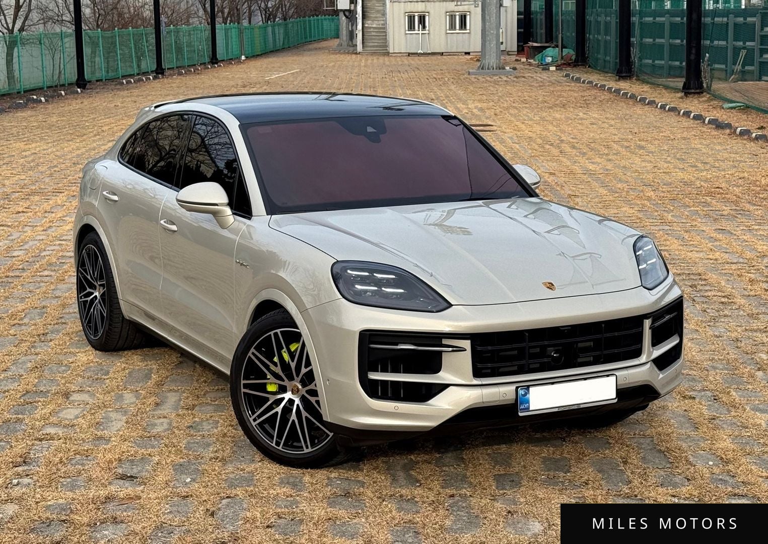 Porsche Cayenne 2024 — миниатюра 4