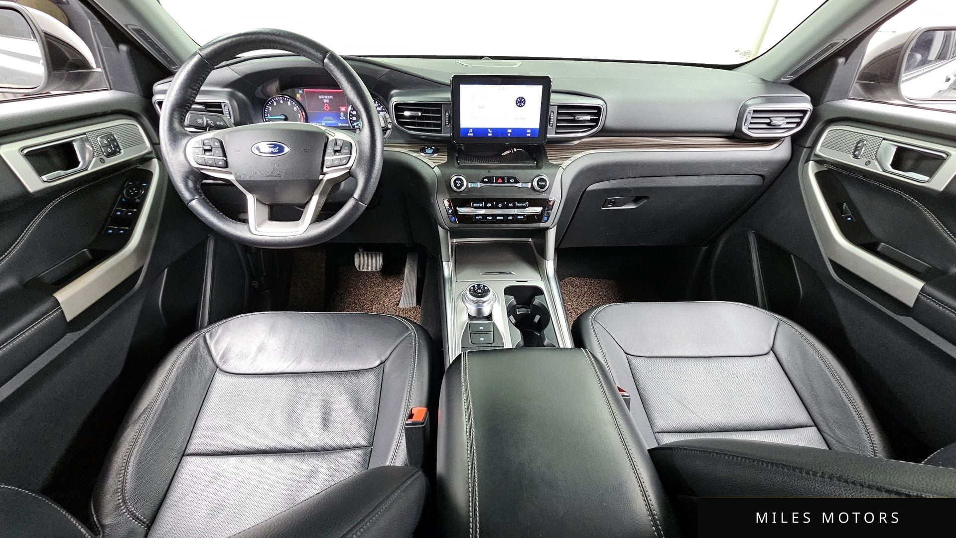 Ford Explorer 2020 — миниатюра 7