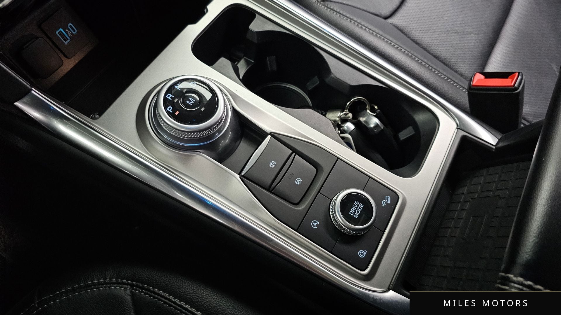 Ford Explorer 2020 — миниатюра 9